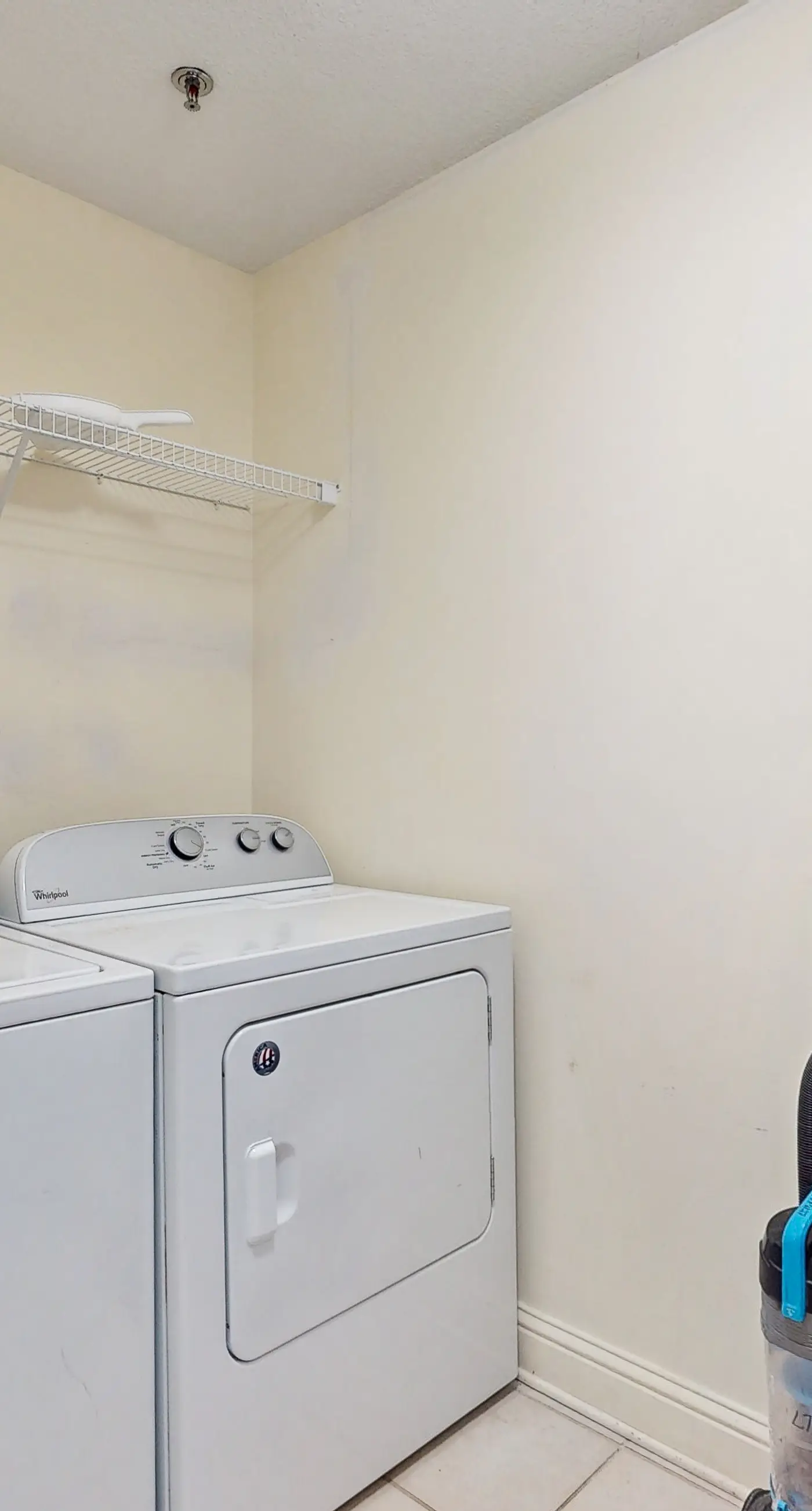 Gulf-Front Condo w/ Big Beach Views, Balcony, WiFi & Shared Pools/Hot Tubs/Gym