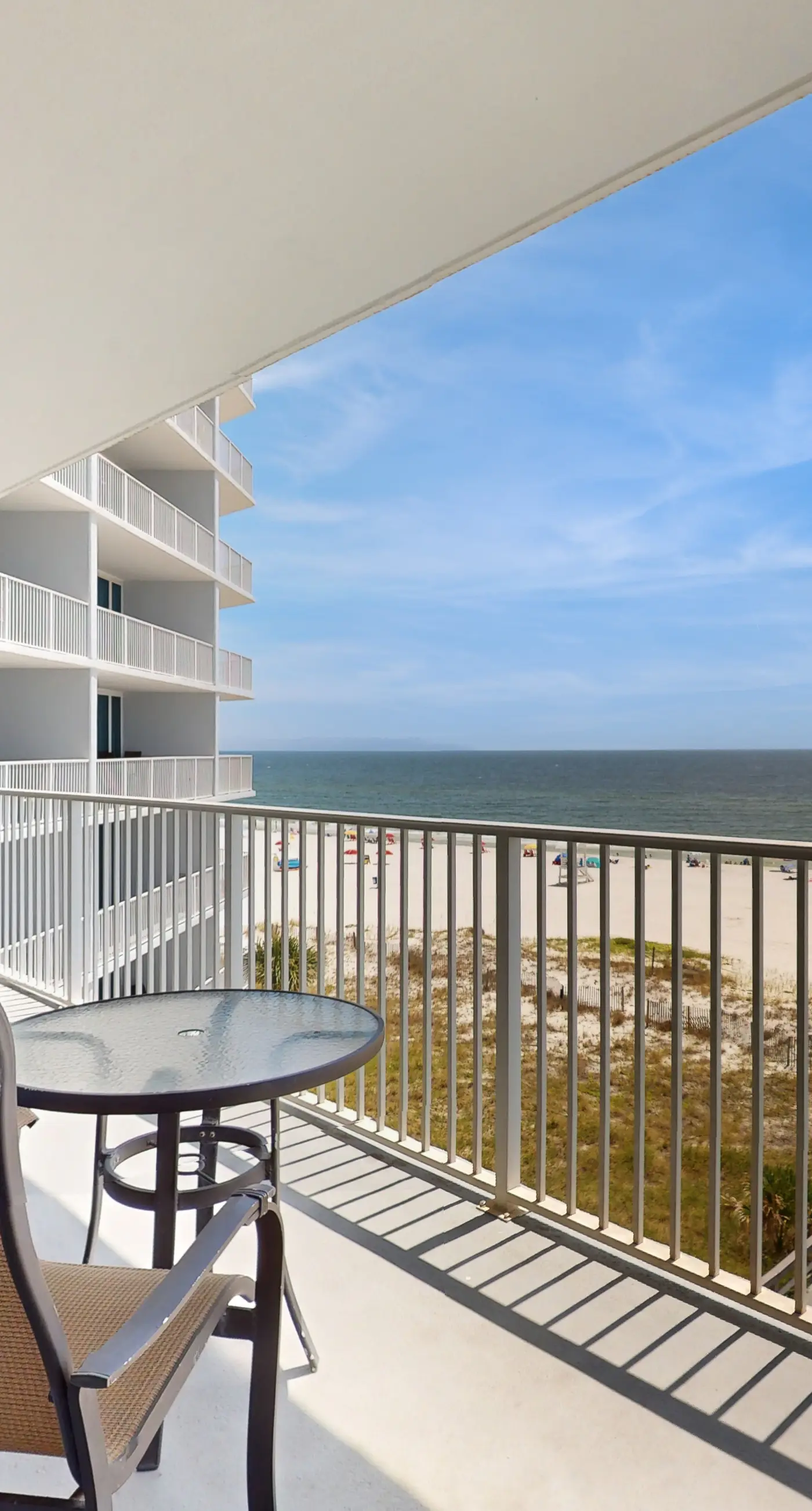 Gulf-Front Condo w/ Big Beach Views, Balcony, WiFi & Shared Pools/Hot Tubs/Gym