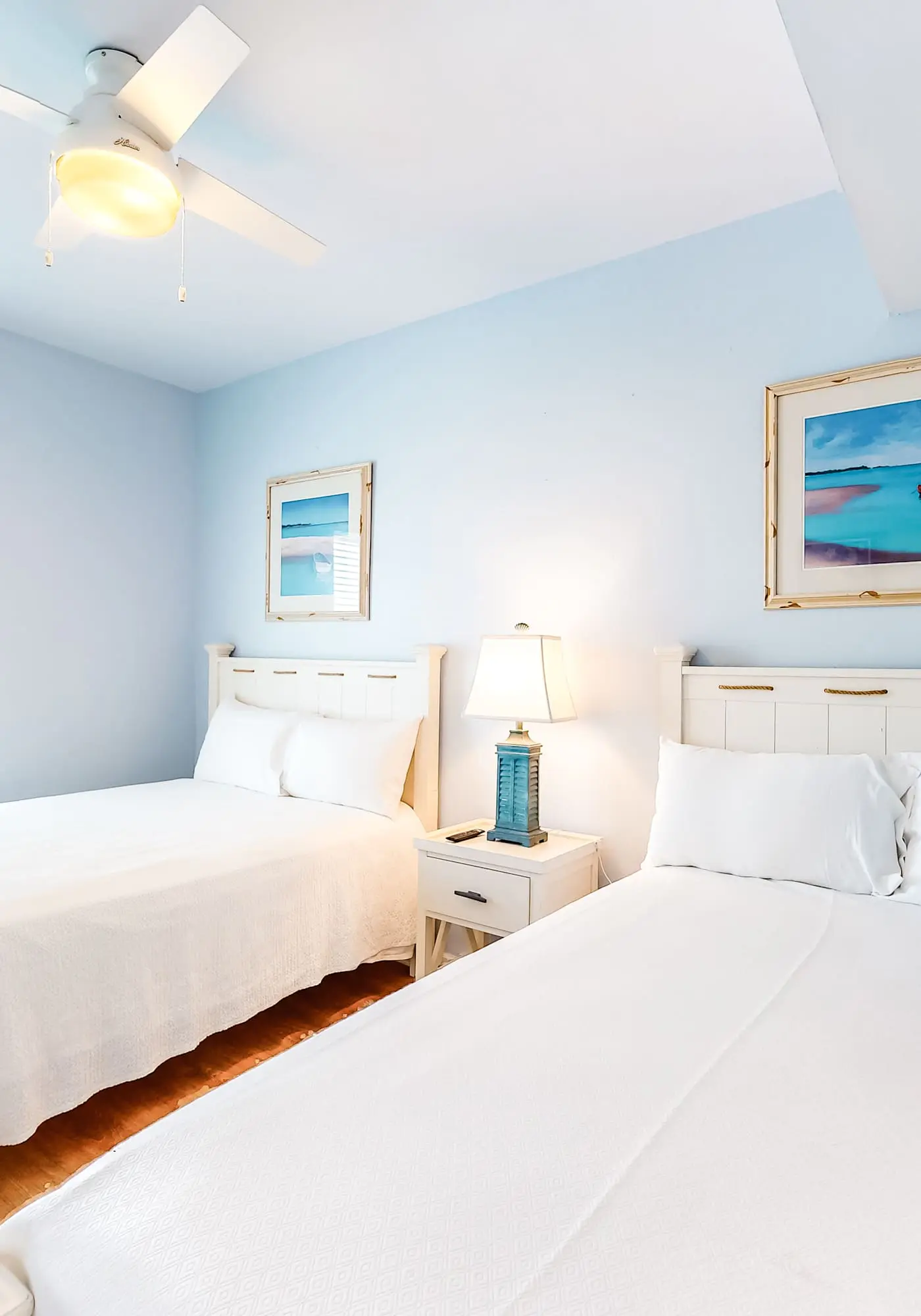 Amazing Condo in Gulf-Front Condo Featuring a Shared Pool, Free WiFi, Central AC