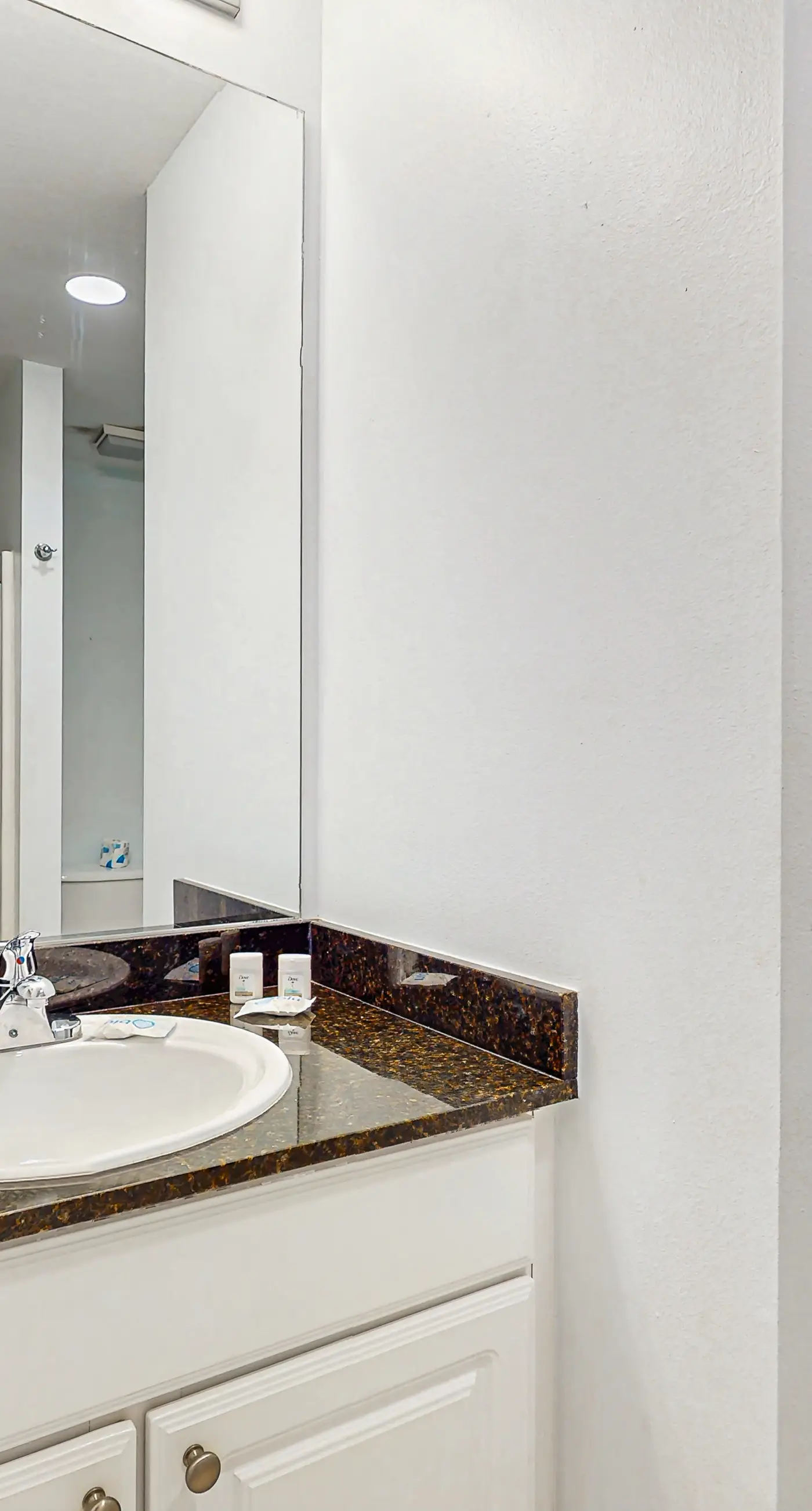 Gulf-Front, 12th-Floor Condo w/ Great View, Balcony, AC & Shared Pools/Hot Tubs