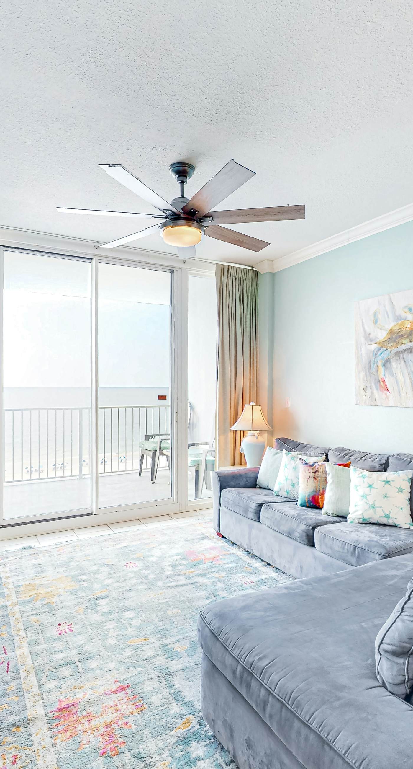 Gulf-Front Condo w/ Great Beach Views, Balcony & Shared Pools/Hot Tubs/Sauna