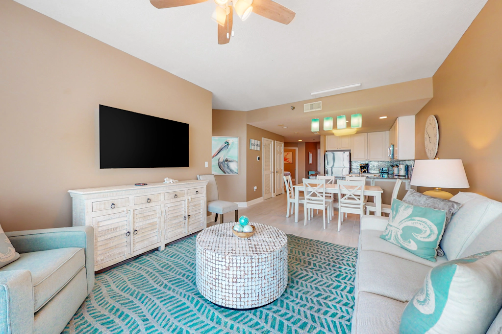 Gulf-Front Condo w/ Beach View, Balcony, AC & Resort Pools/Hot Tubs/Sauna