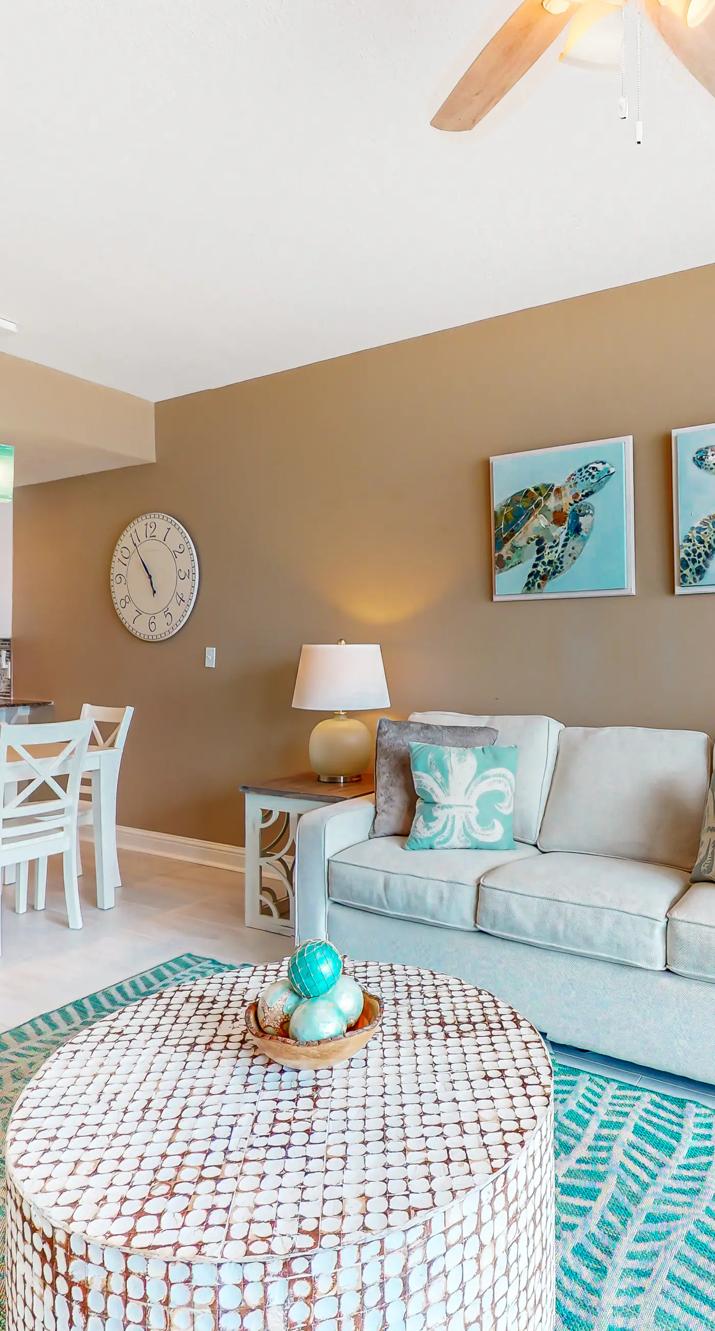 Gulf-Front Condo w/ Beach View, Balcony, AC & Resort Pools/Hot Tubs/Sauna