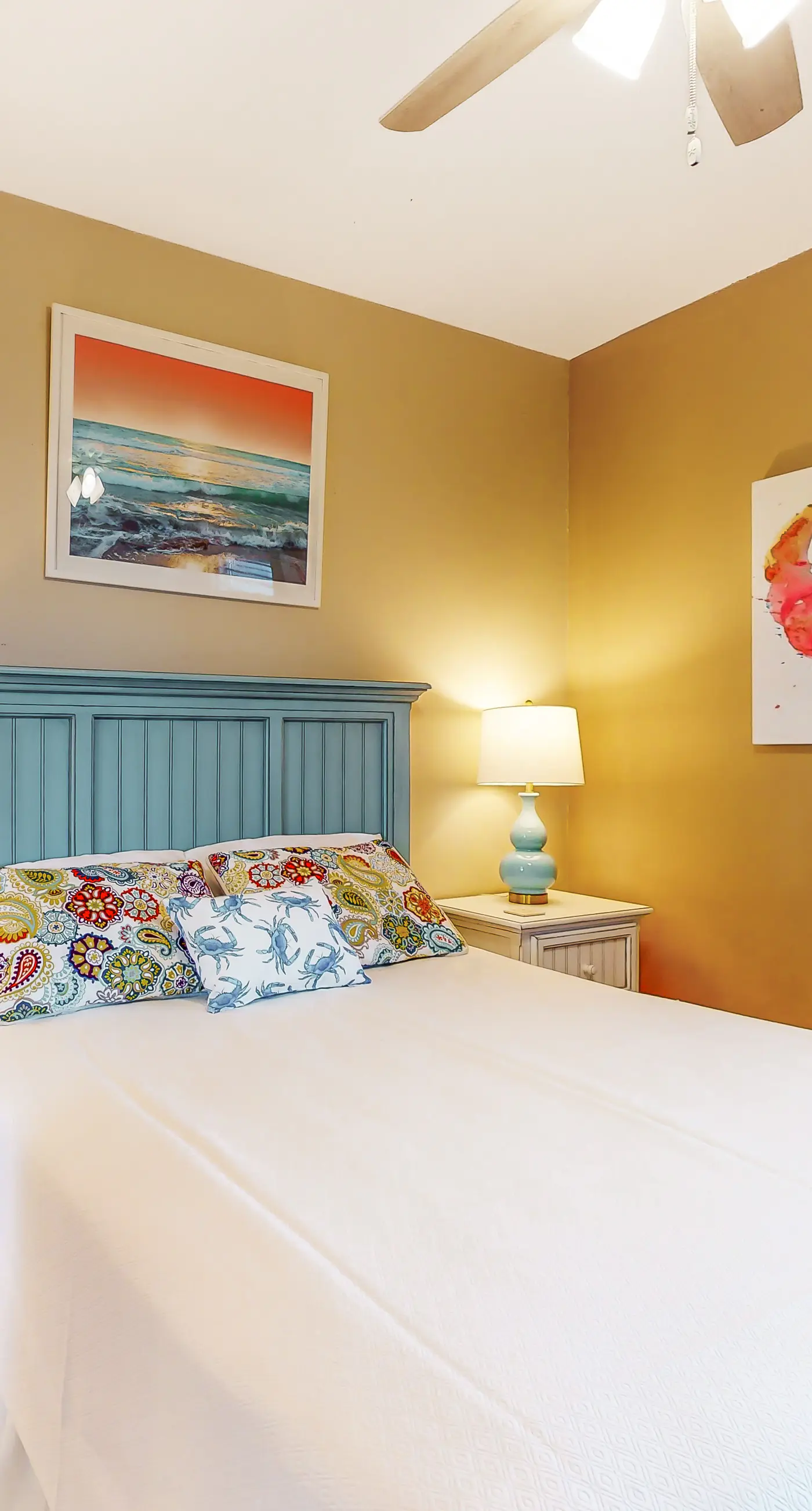 Gulf-Front Condo w/ Beach View, Balcony, AC & Resort Pools/Hot Tubs/Sauna