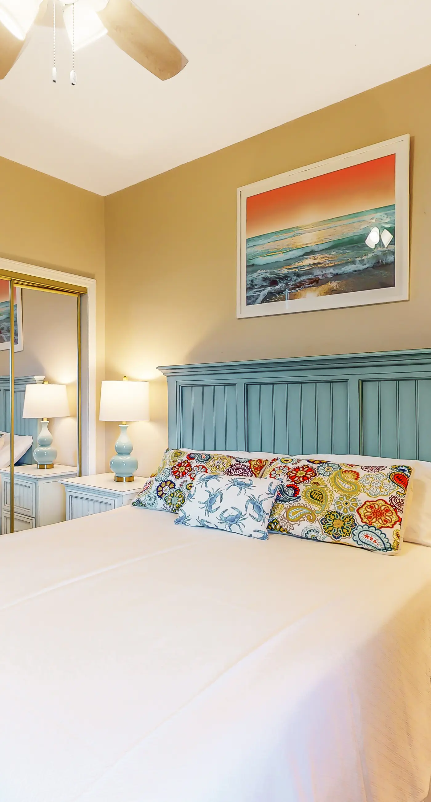 Gulf-Front Condo w/ Beach View, Balcony, AC & Resort Pools/Hot Tubs/Sauna