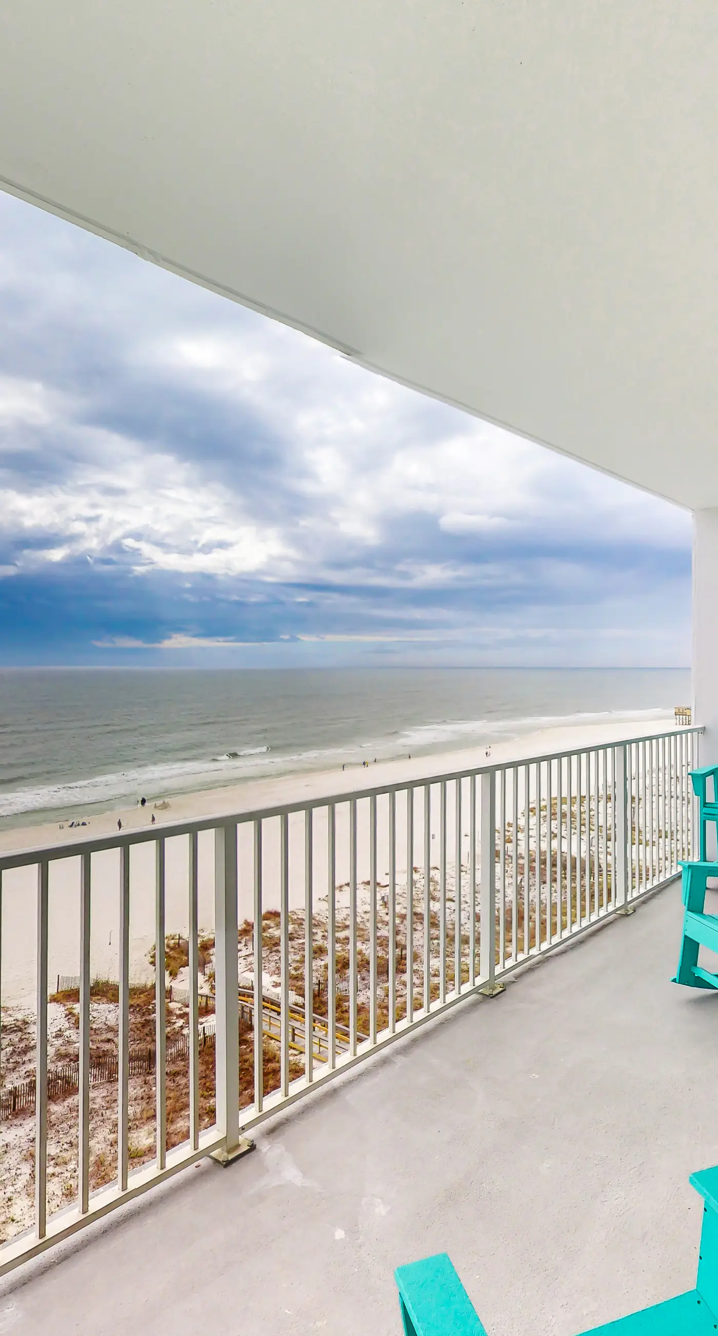 Gulf-Front Condo w/ Beach View, Balcony, AC & Resort Pools/Hot Tubs/Sauna