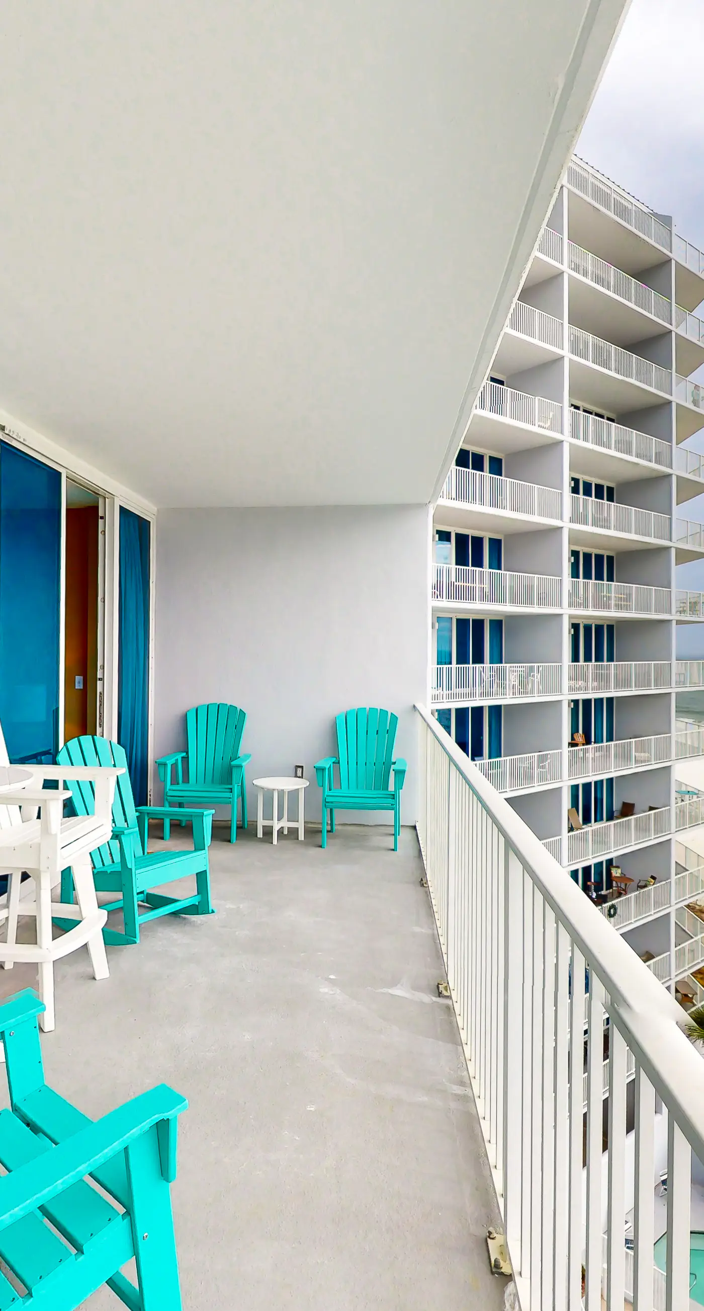 Gulf-Front Condo w/ Beach View, Balcony, AC & Resort Pools/Hot Tubs/Sauna