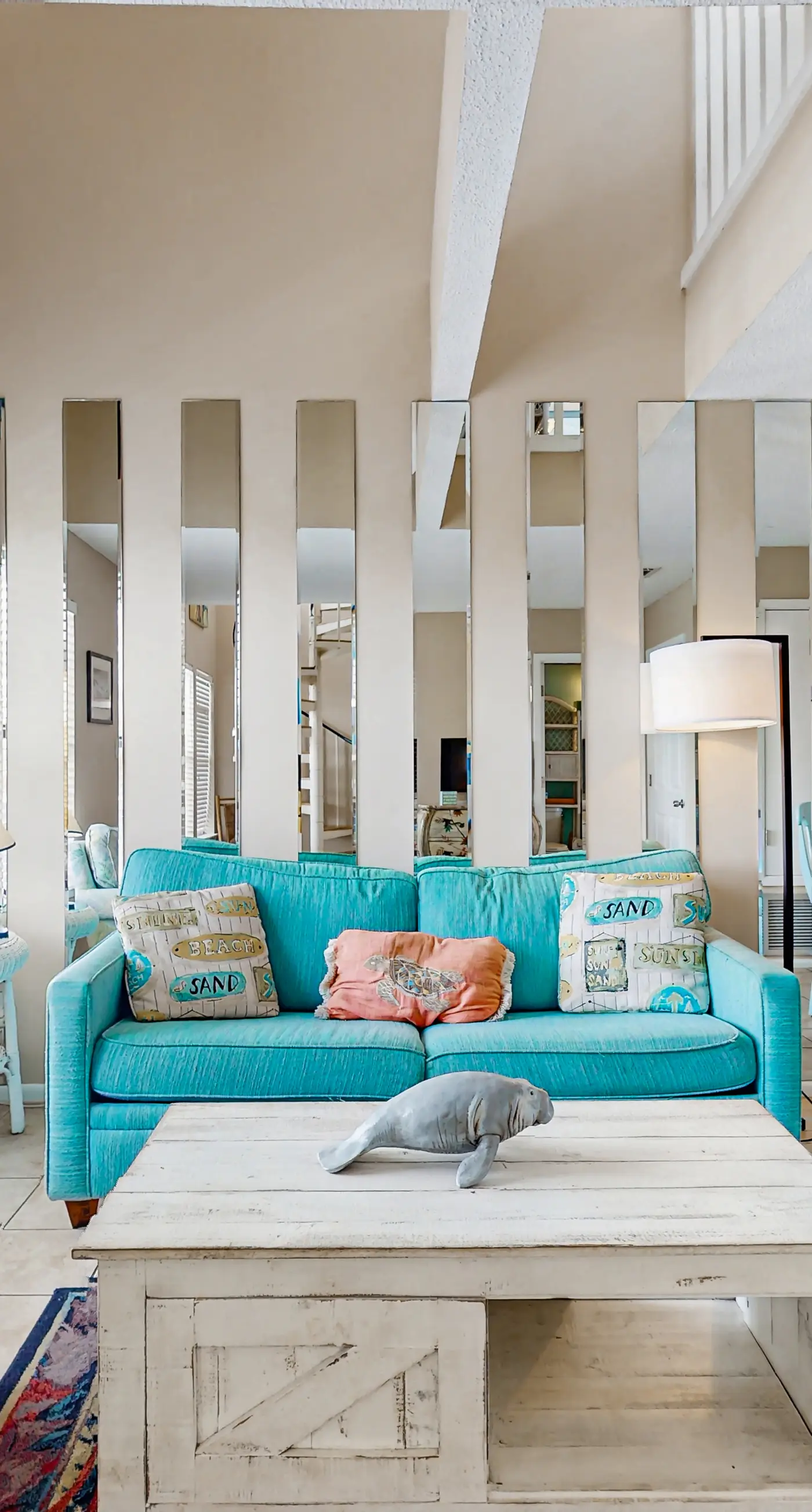 Lofty Condo in a Beachfront Complex w/ WiFi, AC, Balcony & Shared Outdoor Pool