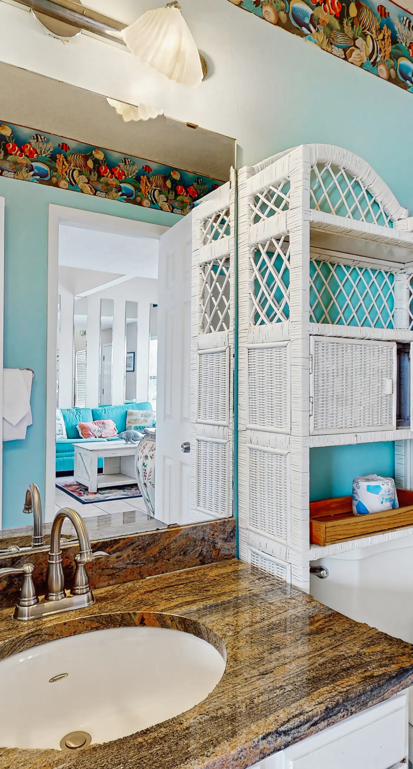 Lofty Condo in a Beachfront Complex w/ WiFi, AC, Balcony & Shared Outdoor Pool