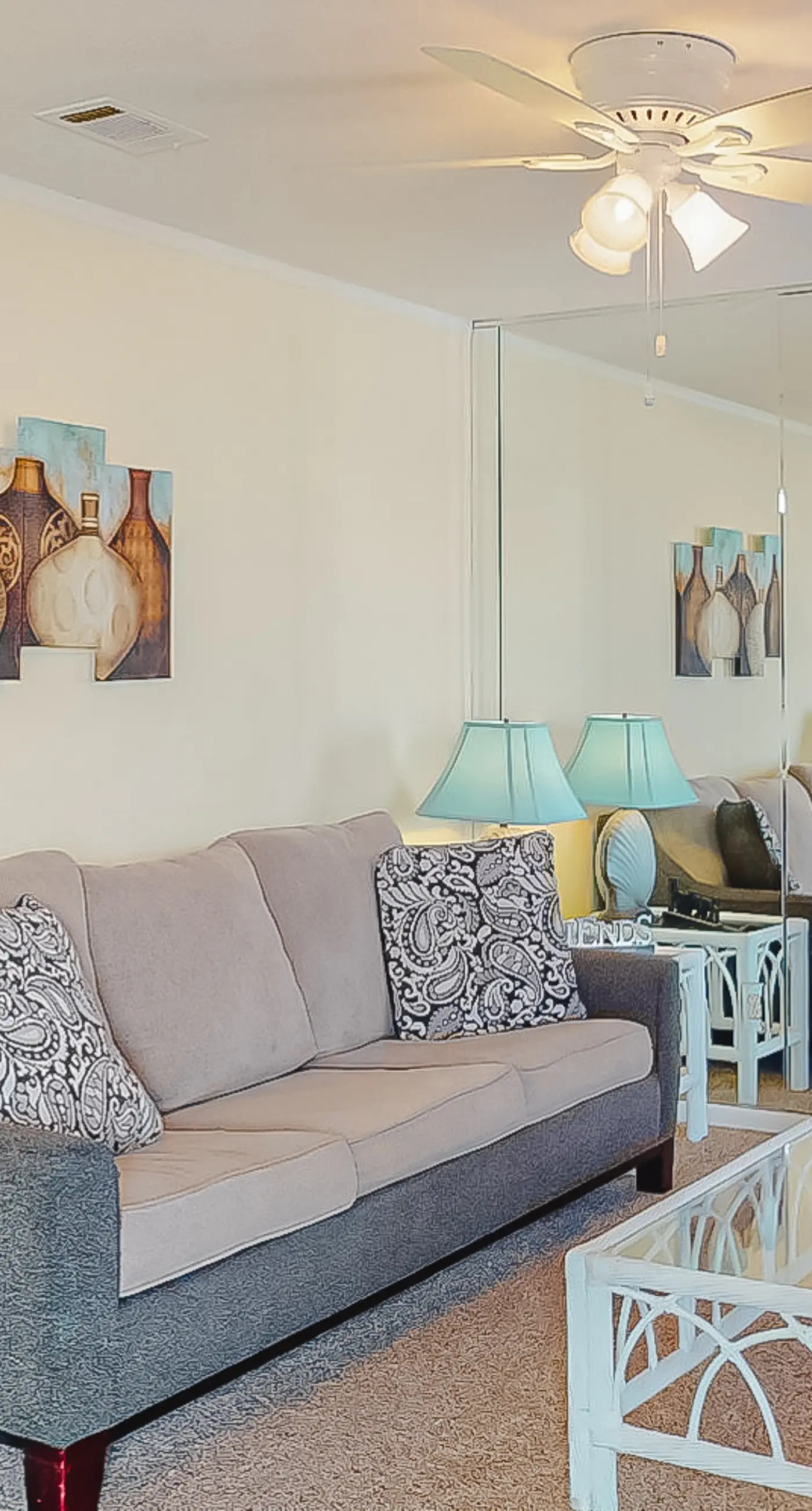 Air-Conditioned Condo in a Beachfront Complex w/ WiFi, Balconies & Shared Pool