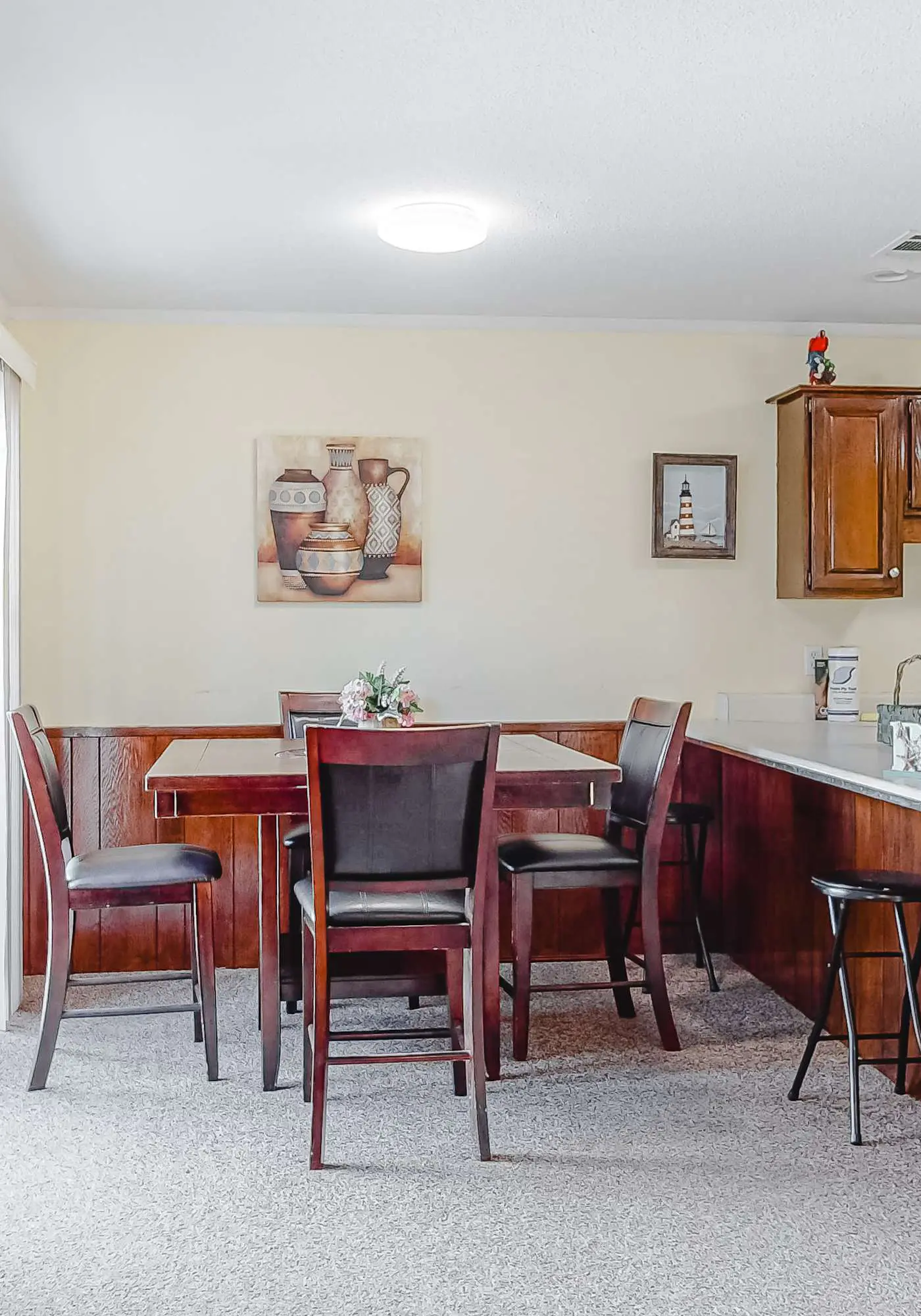 Air-Conditioned Condo in a Beachfront Complex w/ WiFi, Balconies & Shared Pool