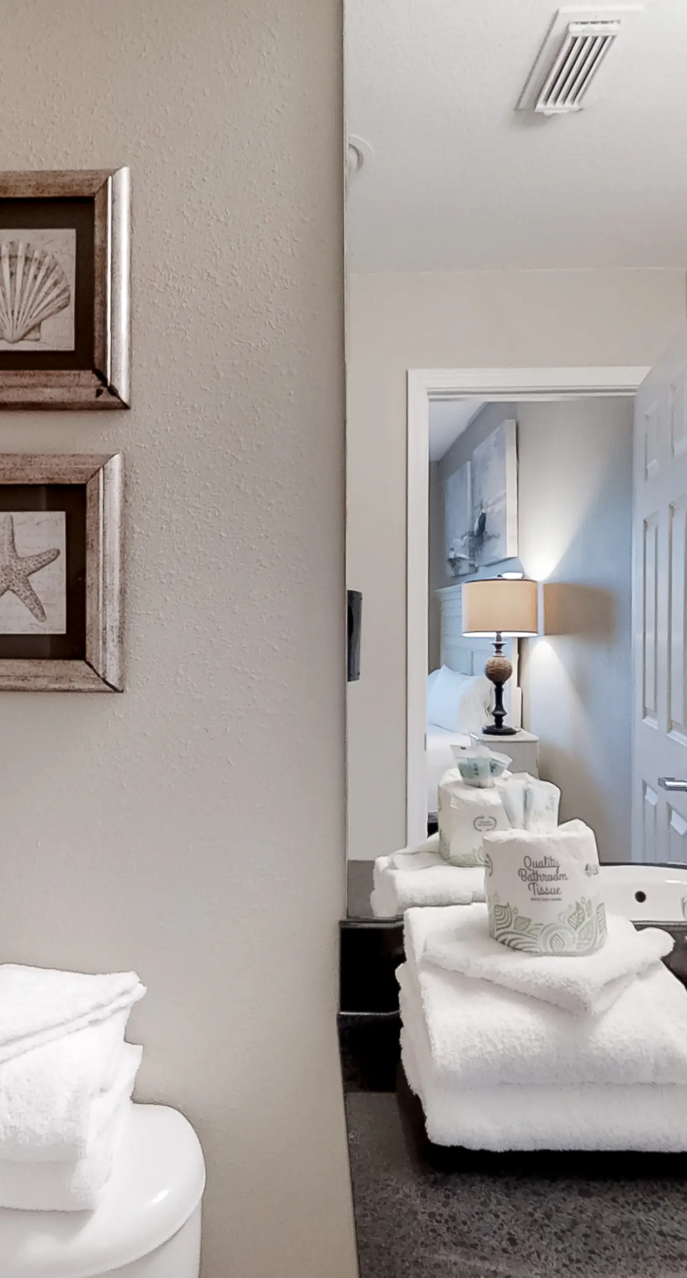 Lovely Gulf-front condo with pool, sauna, washer dryer, & central AC