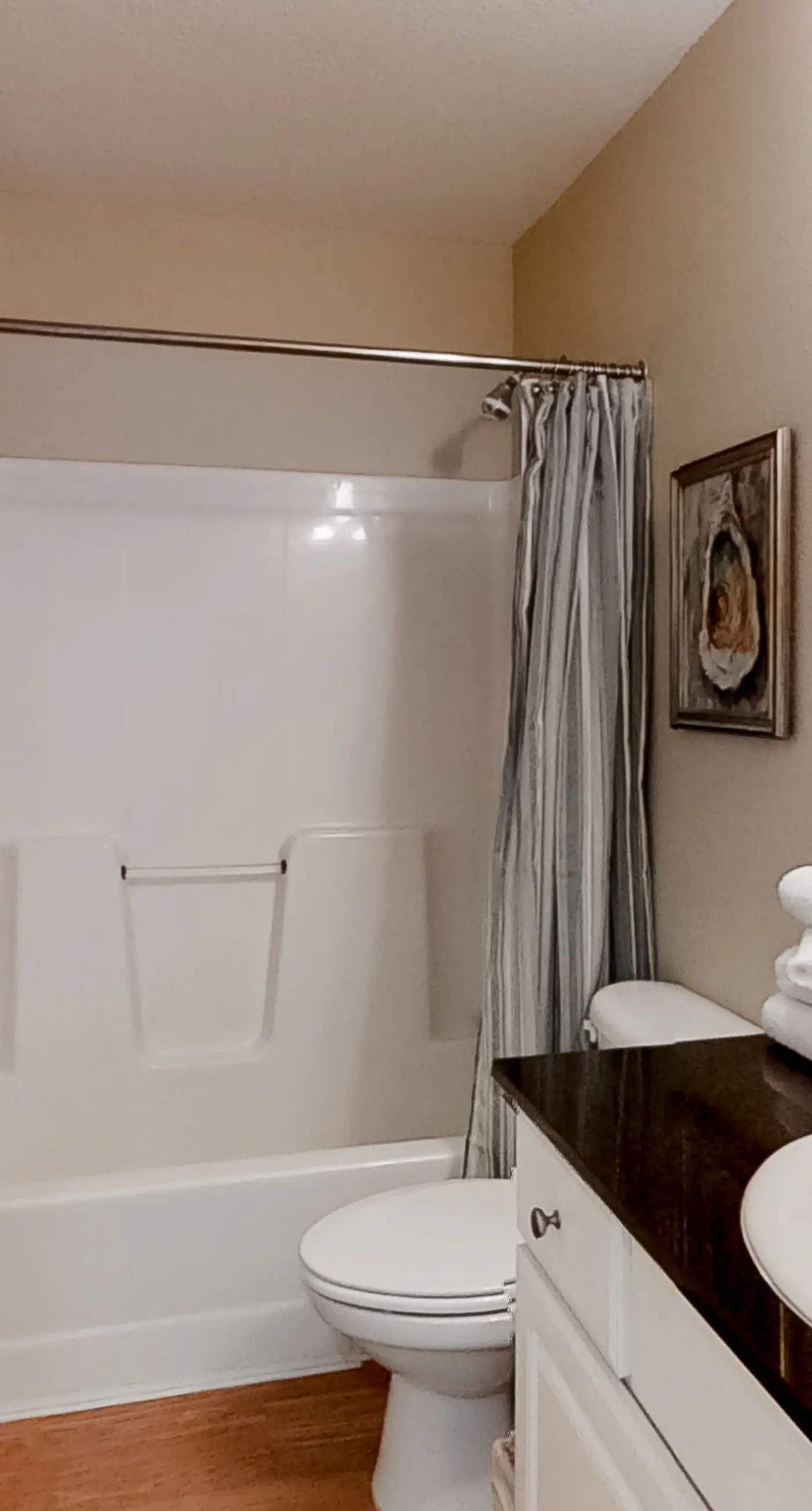 Lovely Gulf-front condo with pool, sauna, washer dryer, & central AC