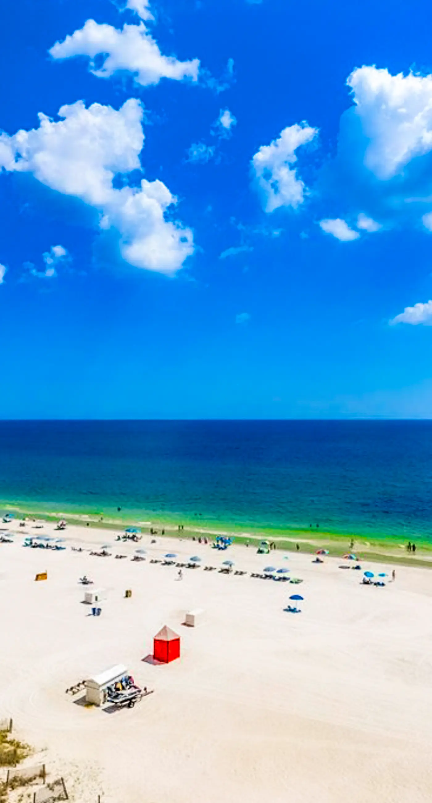 Lovely Gulf-front condo with pool, sauna, washer dryer, & central AC