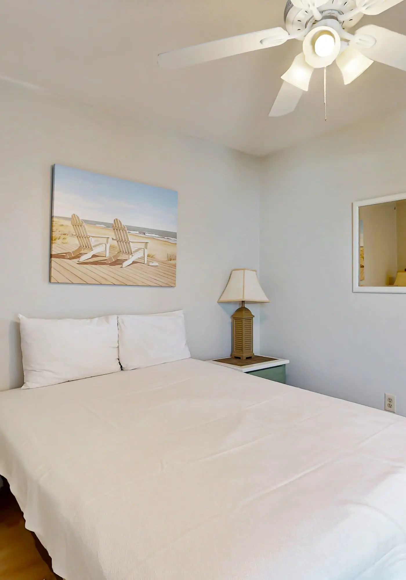 Multi-Level, Beachfront Condo w/ Gulf Views, Deck, WiFi, AC & Shared Pool