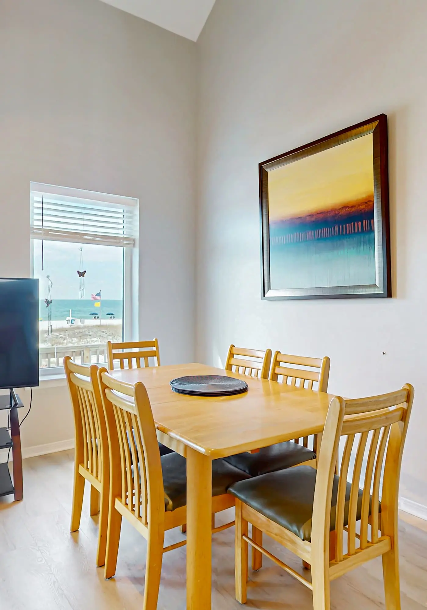 Multi-Level, Beachfront Condo w/ Gulf Views, Deck, WiFi, AC & Shared Pool