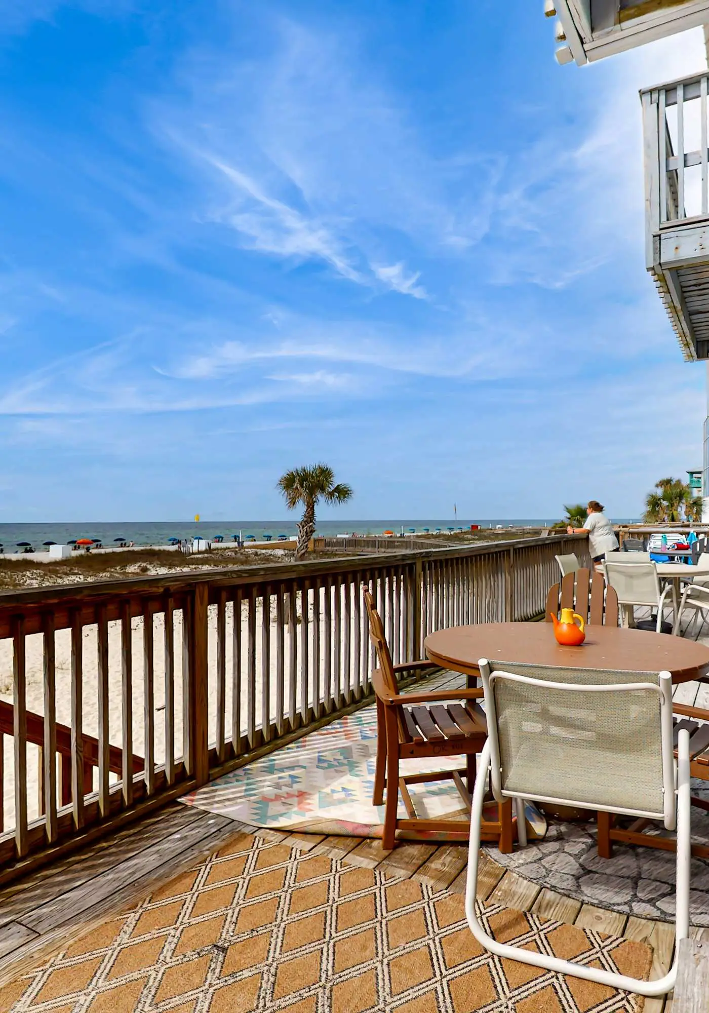 Multi-Level, Beachfront Condo w/ Gulf Views, Deck, WiFi, AC & Shared Pool