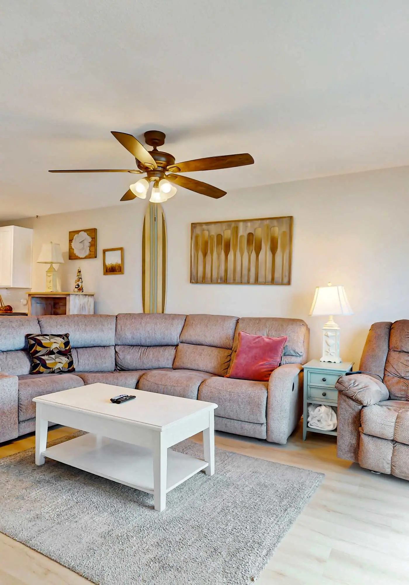 Multi-Level, Beachfront Condo w/ Gulf Views, Deck, WiFi, AC & Shared Pool