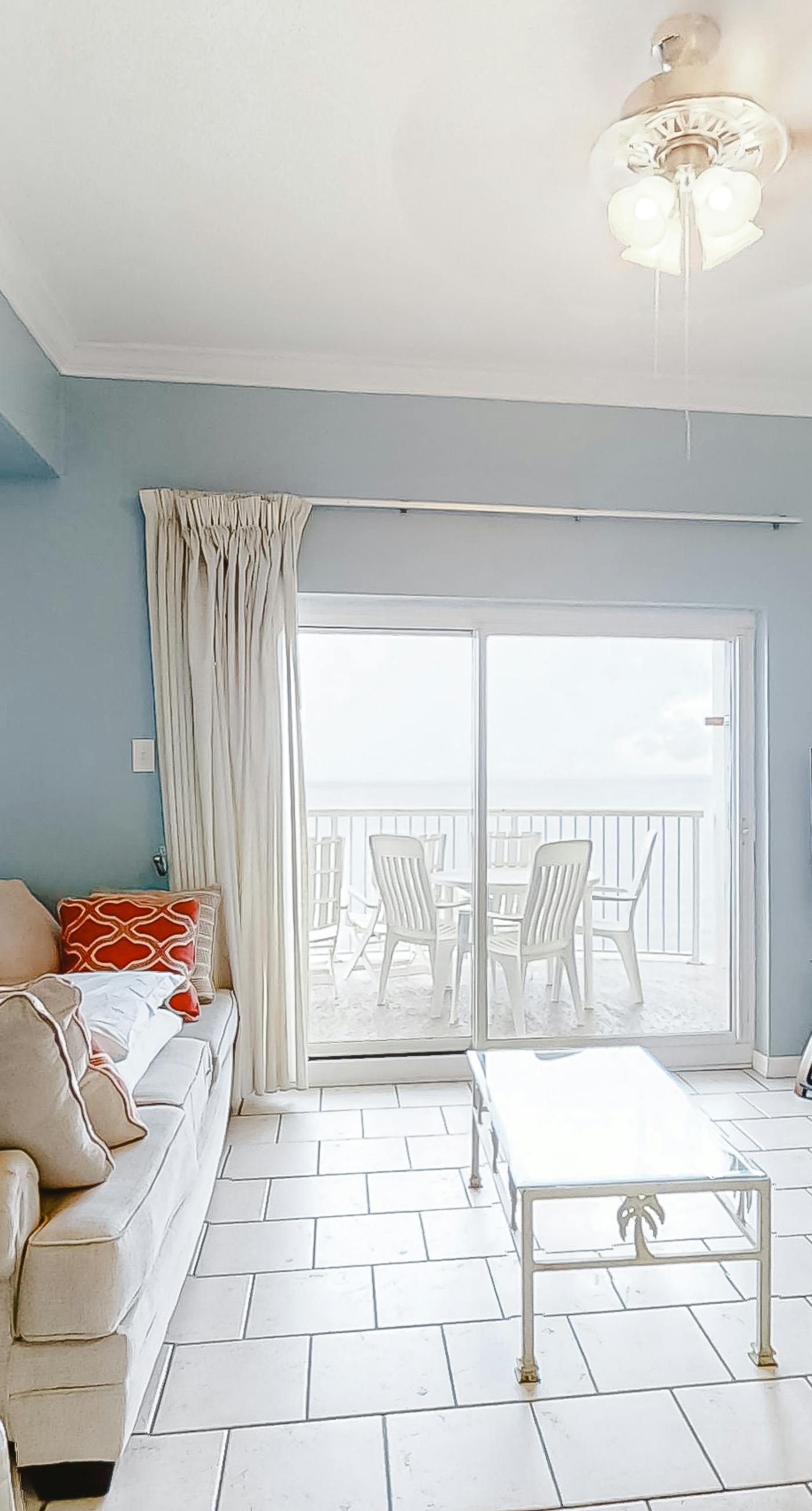 Serene Gulf-front condo with pool, hot tub, sauna, washer/dryer, & central AC