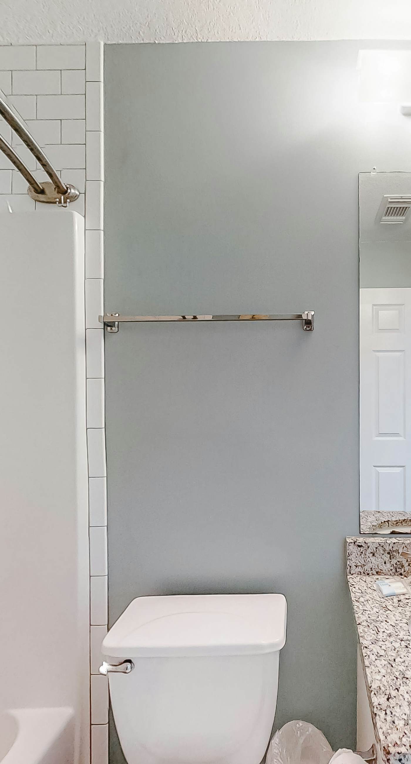 Serene Gulf-front condo with pool, hot tub, sauna, washer/dryer, & central AC