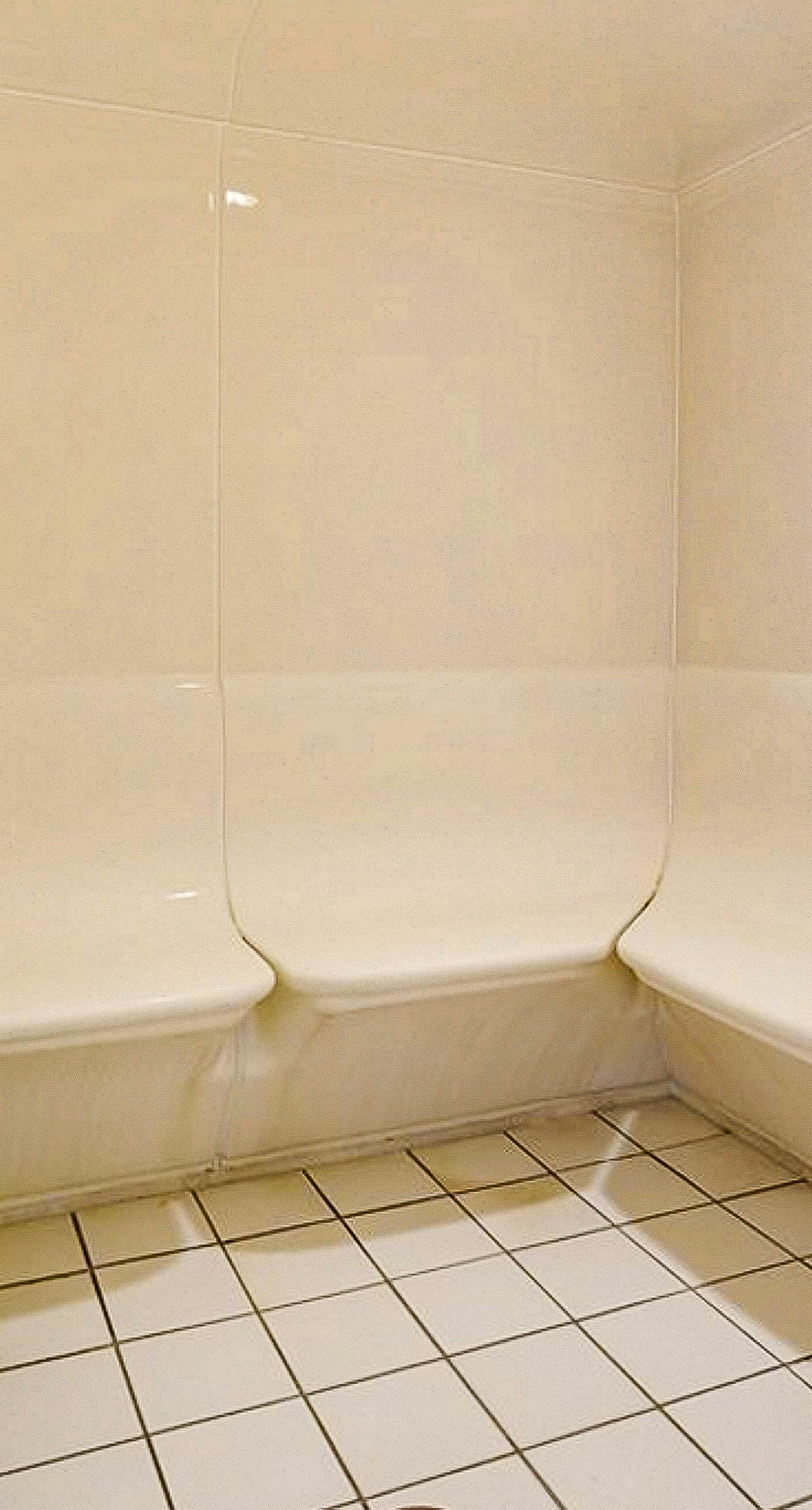 Serene Gulf-front condo with pool, hot tub, sauna, washer/dryer, & central AC