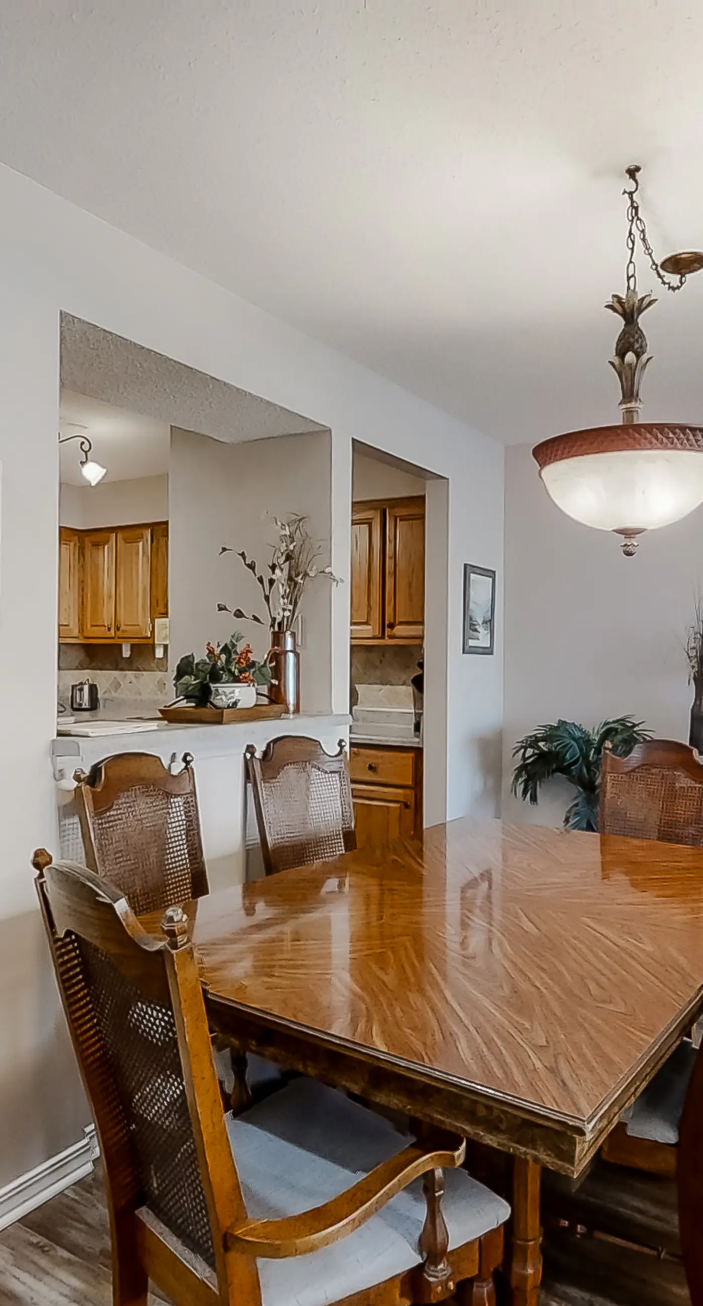 Open and Elegant Condo with Beach Access, Shared Pool, Boat & Fishing Pier