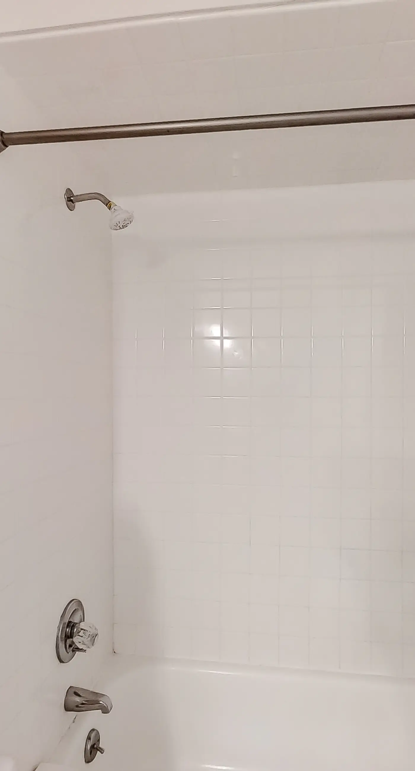 Open and Elegant Condo with Beach Access, Shared Pool, Boat & Fishing Pier