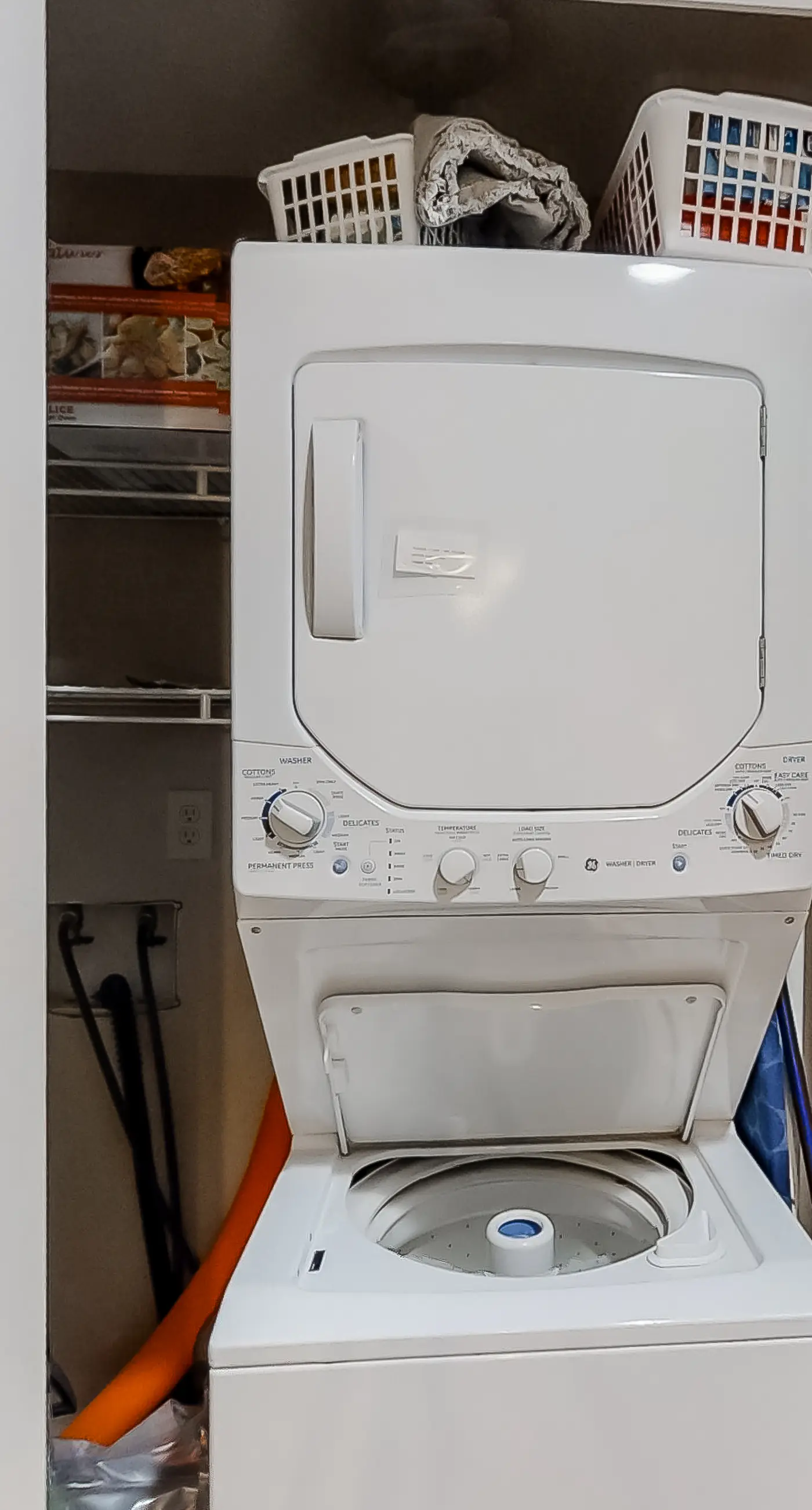 Open and Elegant Condo with Beach Access, Shared Pool, Boat & Fishing Pier