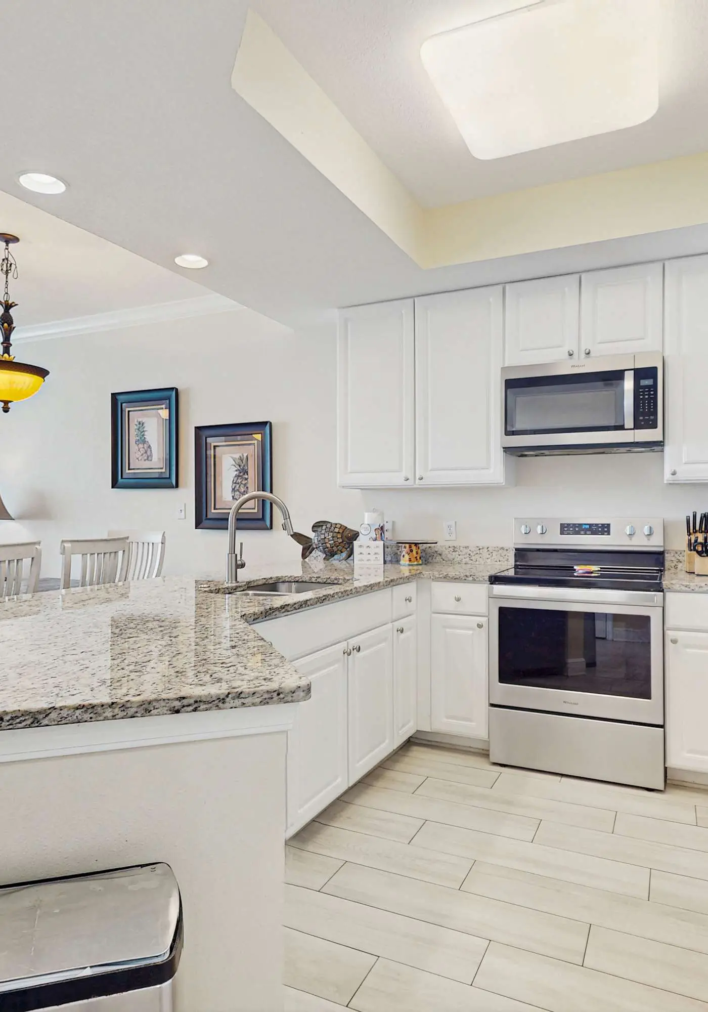 Inviting Gulf-front condo with pool, sauna, washer,dryer, & central AC
