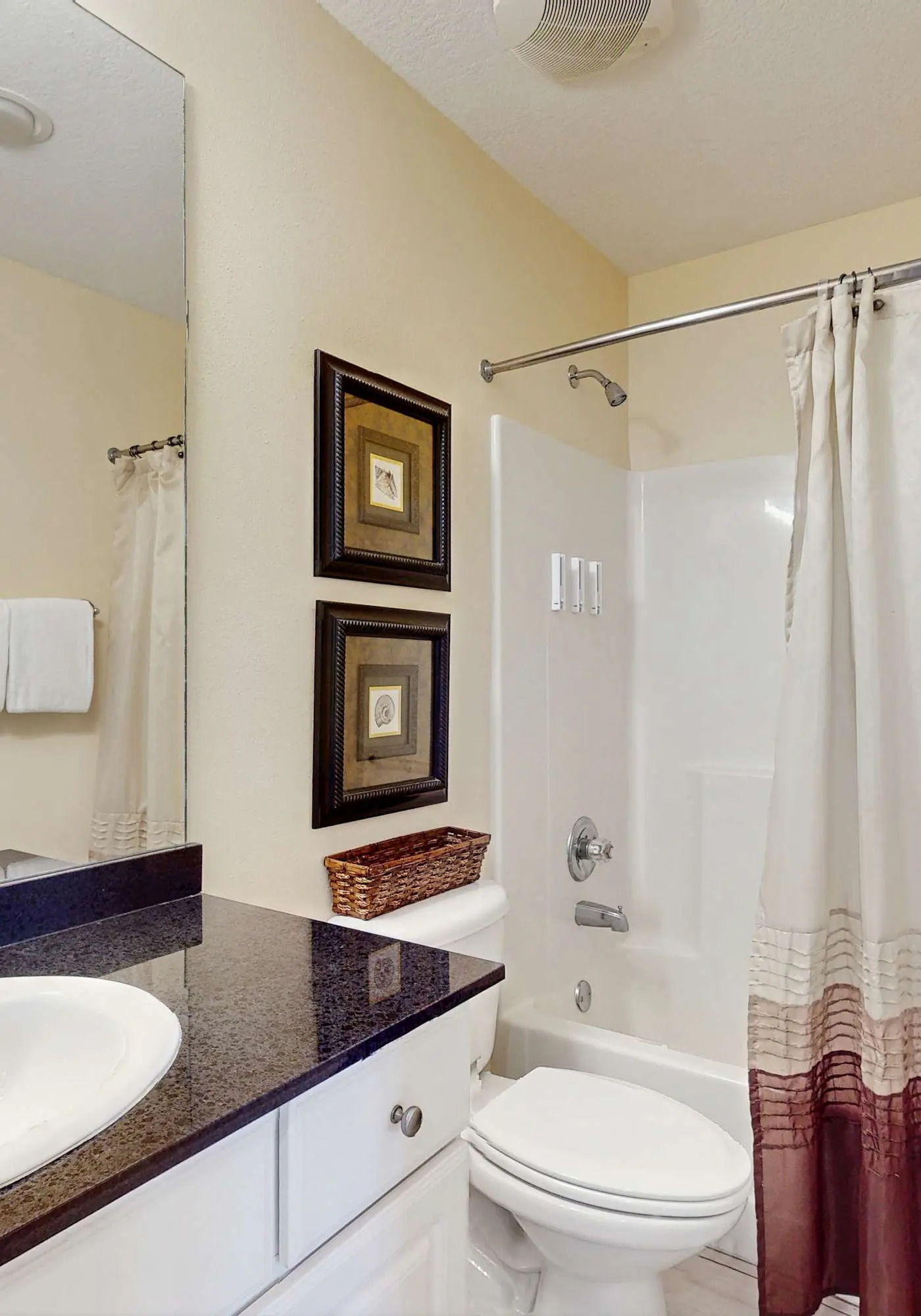 Inviting Gulf-front condo with pool, sauna, washer,dryer, & central AC