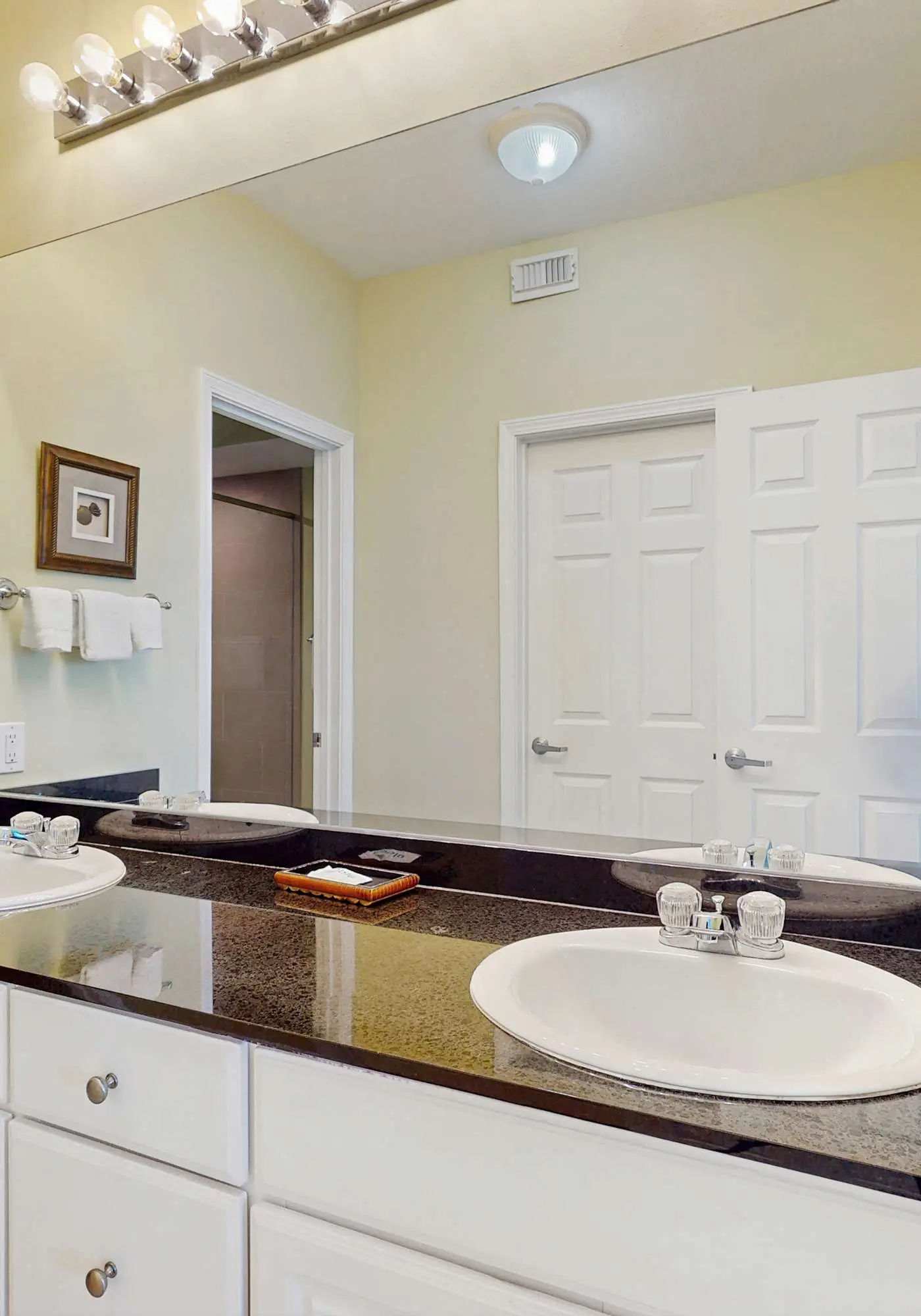 Inviting Gulf-front condo with pool, sauna, washer,dryer, & central AC