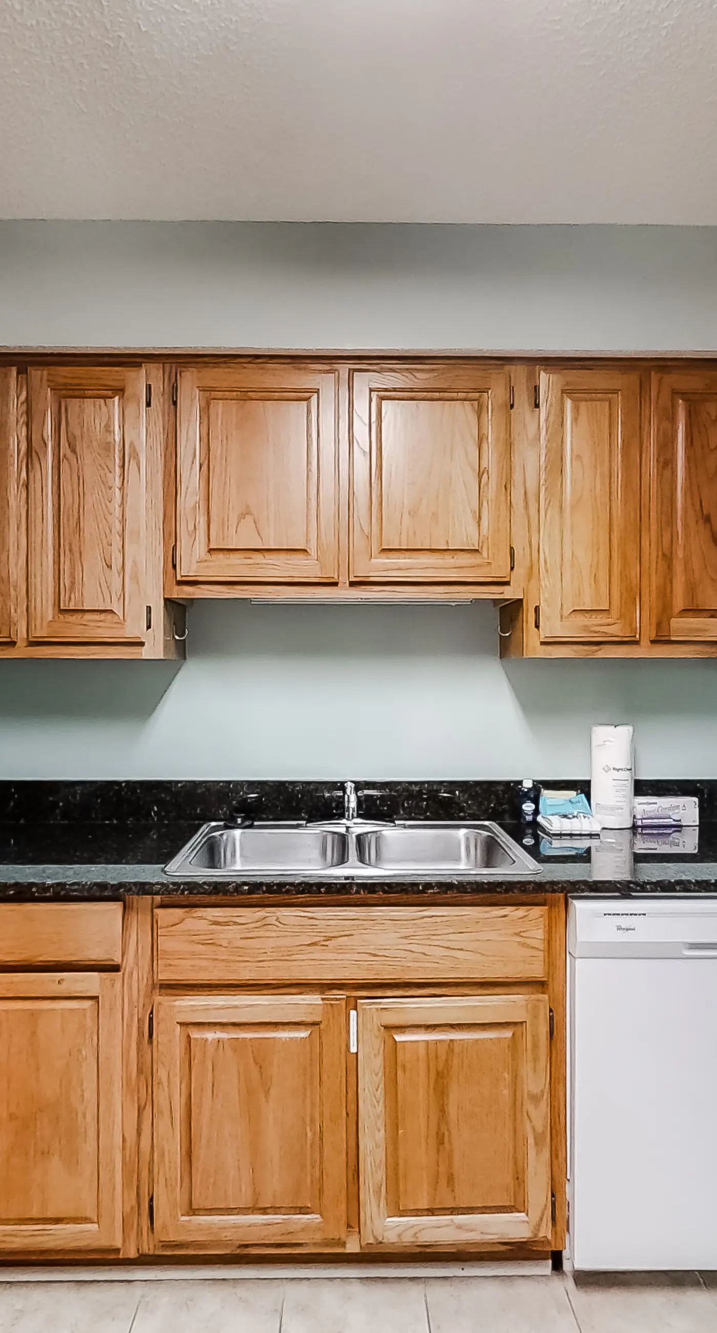 Cheerful Condo with Shared Pool, Pier, and Beach Access