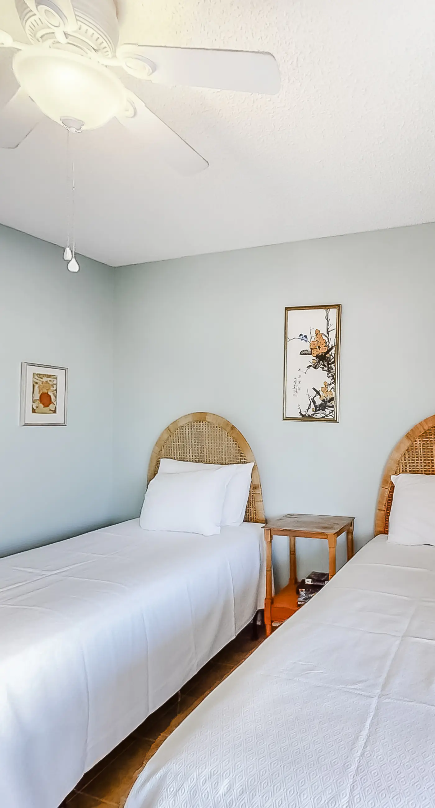 Cheerful Condo with Shared Pool, Pier, and Beach Access