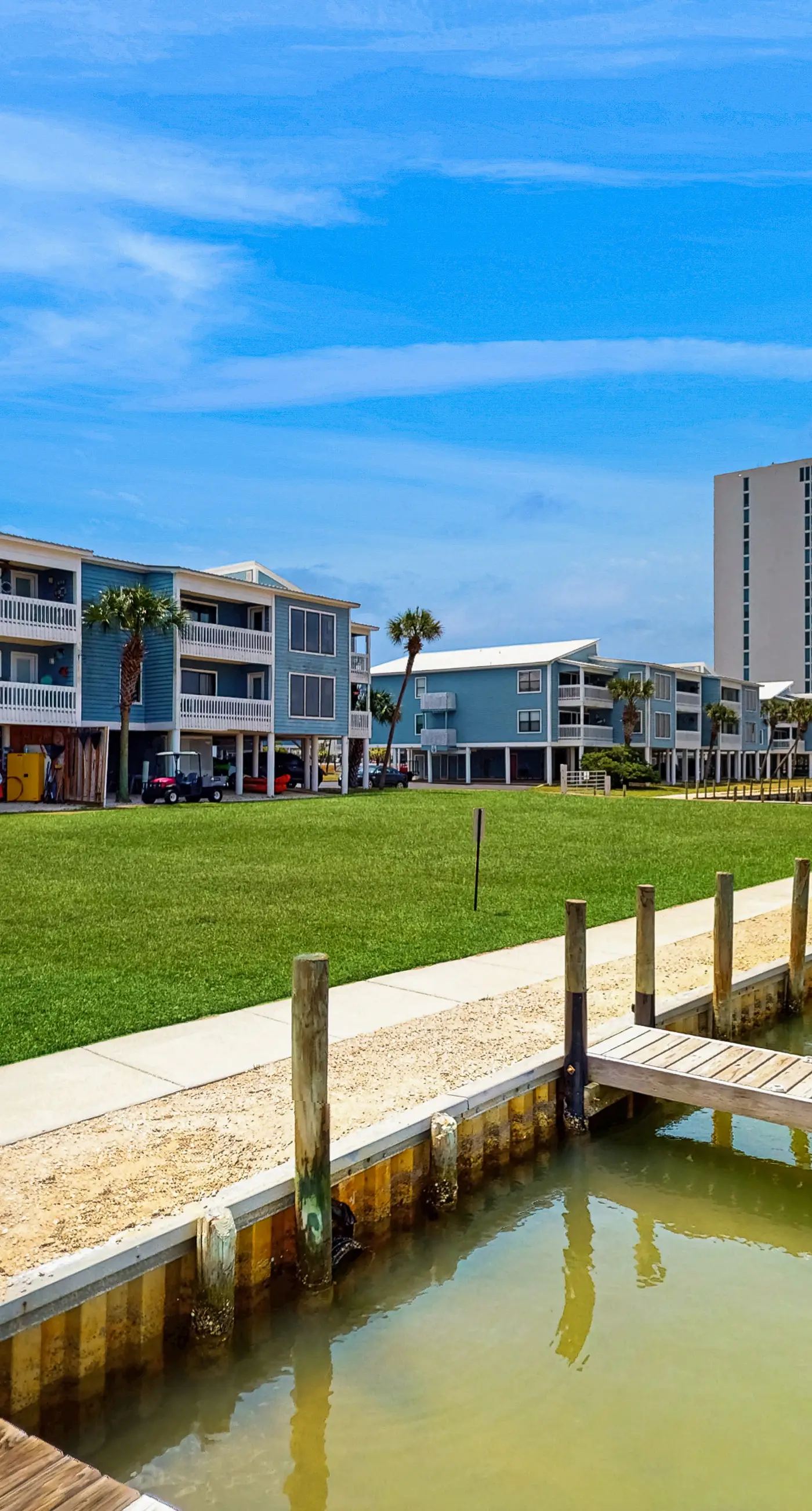 Cheerful Condo with Shared Pool, Pier, and Beach Access