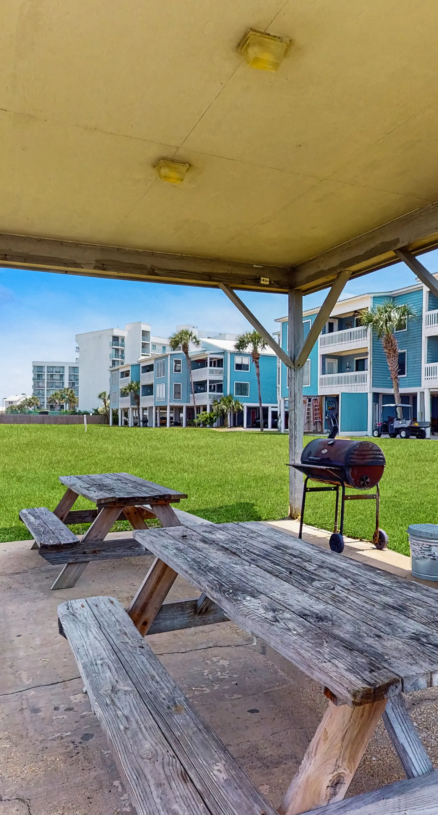 Cheerful Condo with Shared Pool, Pier, and Beach Access