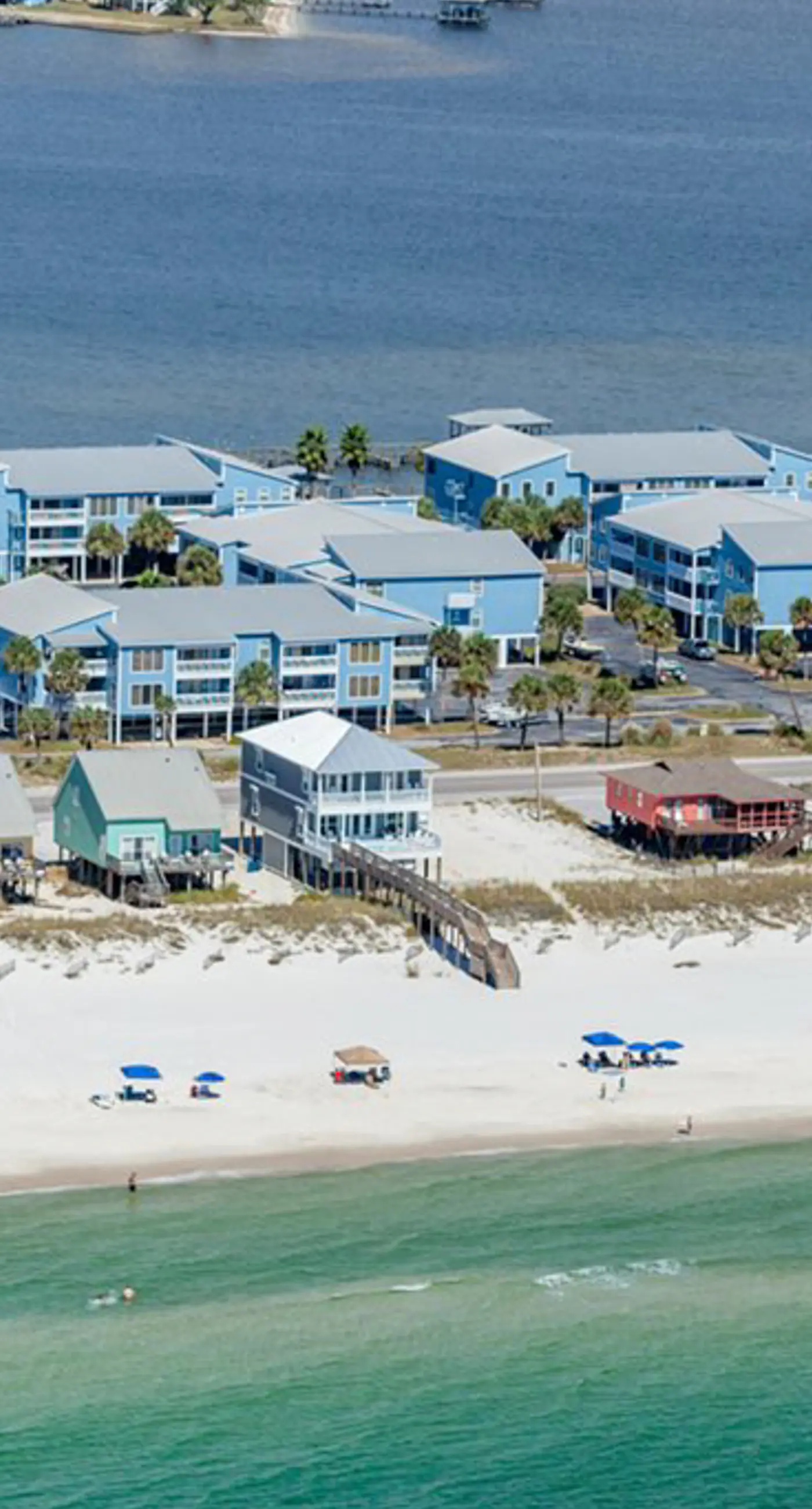 Cheerful Condo with Shared Pool, Pier, and Beach Access