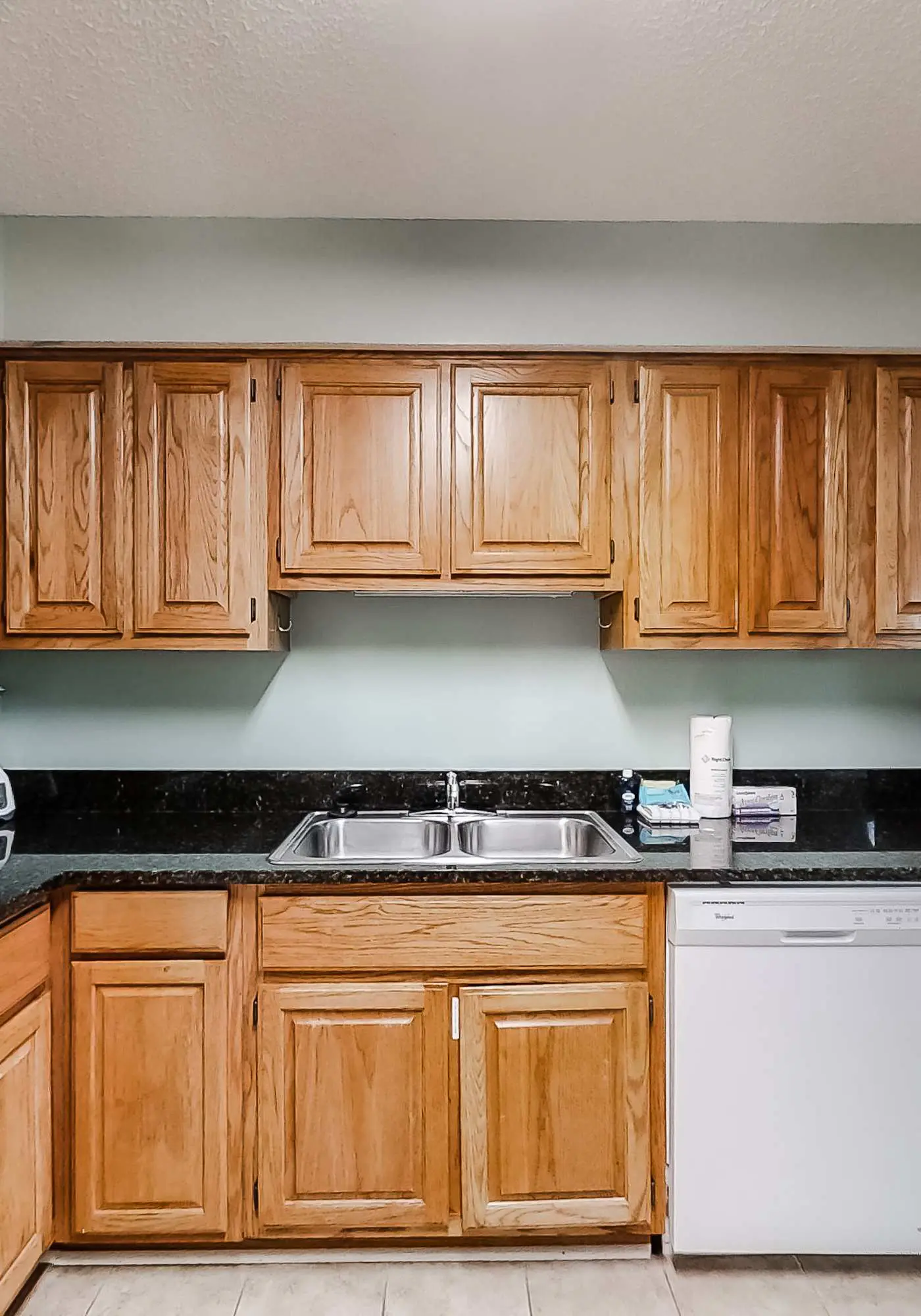 Cheerful Condo with Shared Pool, Pier, and Beach Access
