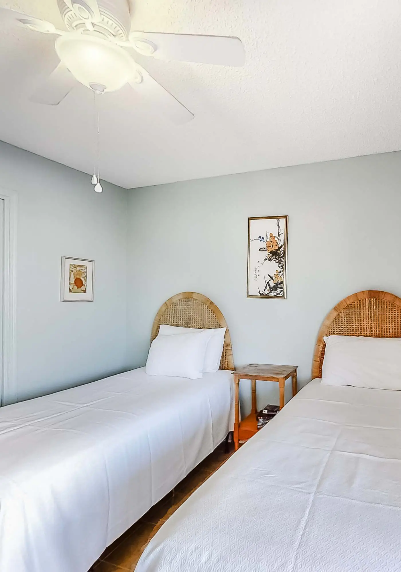 Cheerful Condo with Shared Pool, Pier, and Beach Access