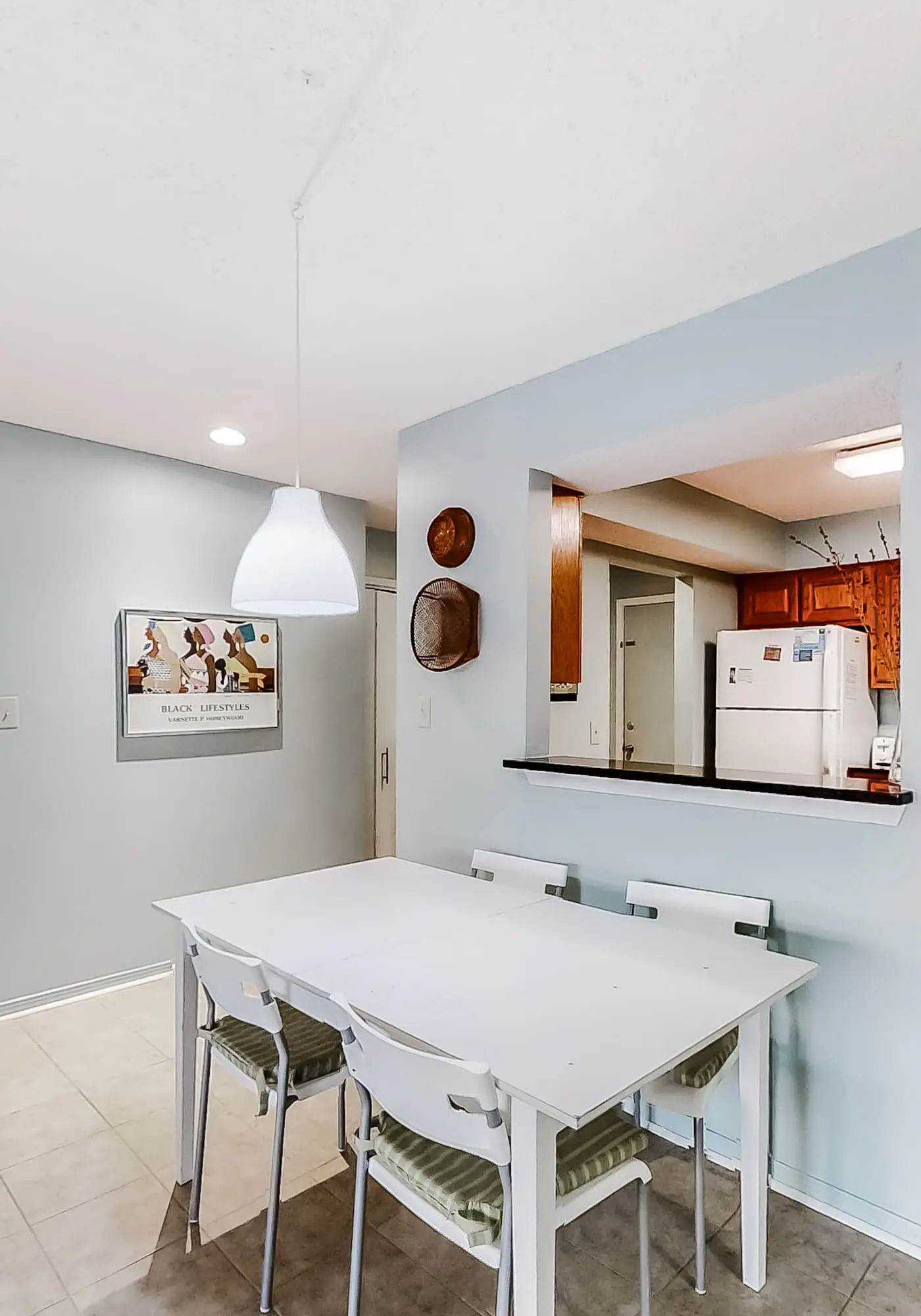 Cheerful Condo with Shared Pool, Pier, and Beach Access
