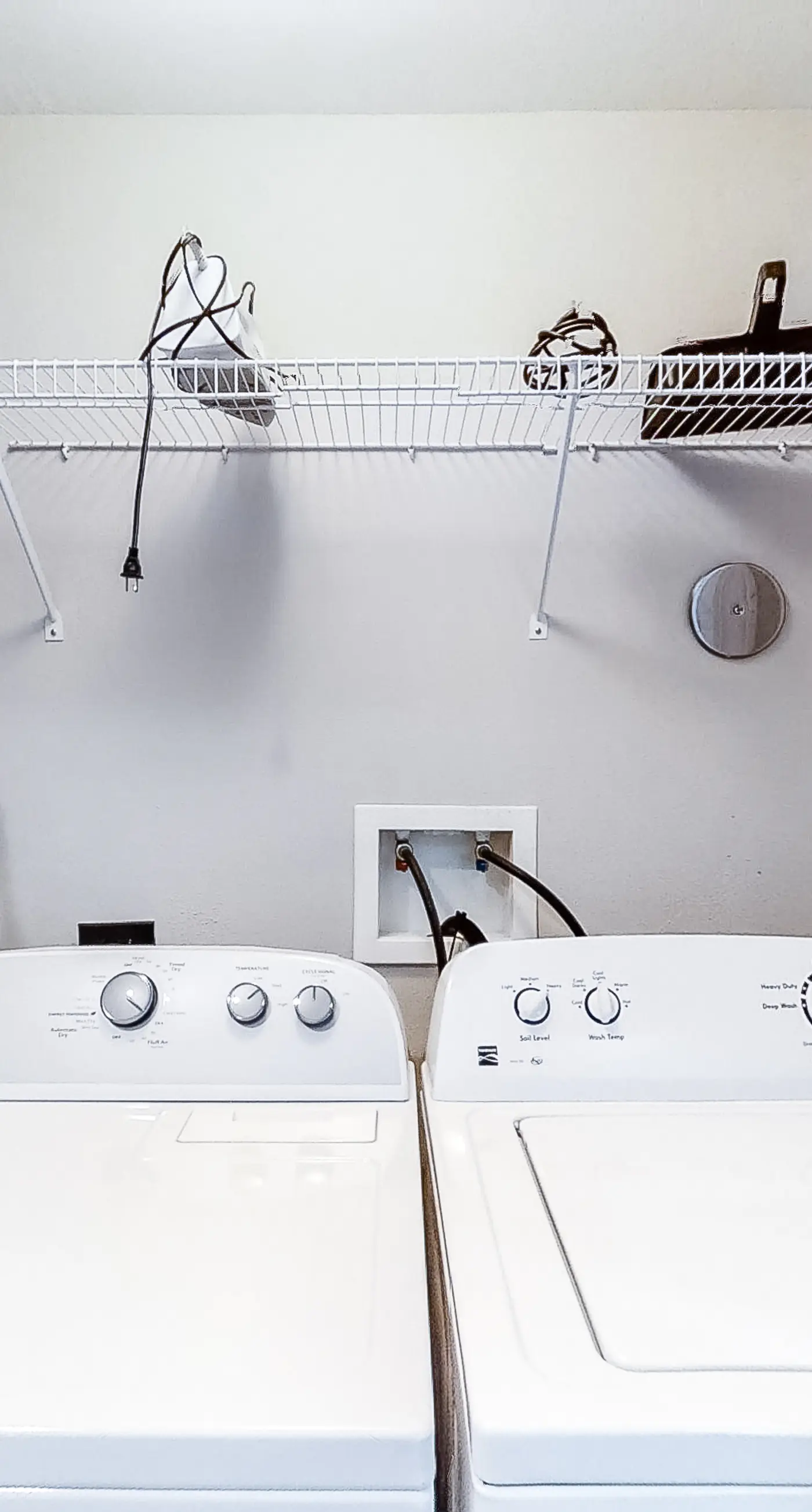 Gulf-front condo with pool, sauna, washer dryer, central AC, & gym