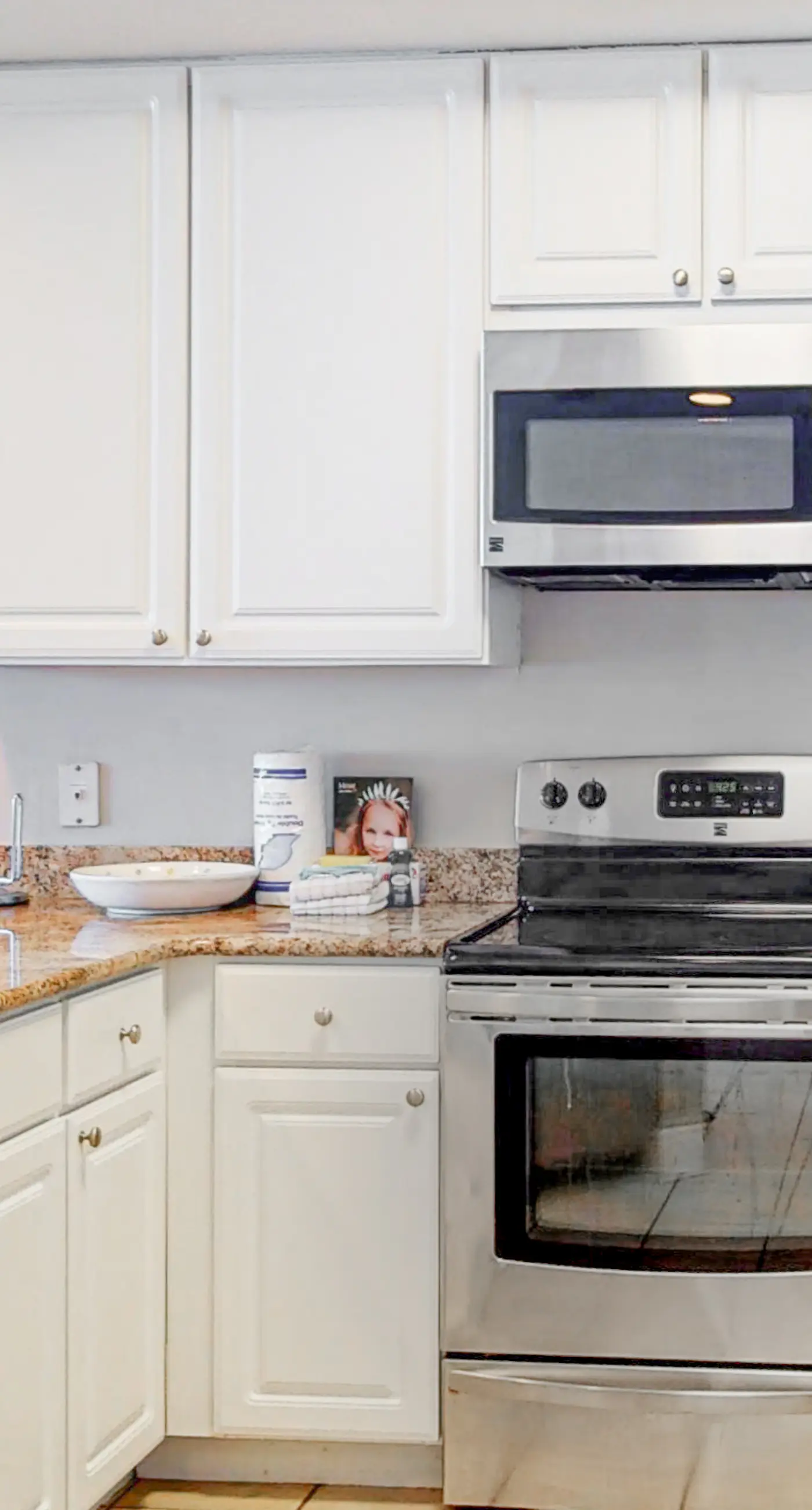 Gulf-front condo with pool, sauna, washer,dryer, cable, & central AC