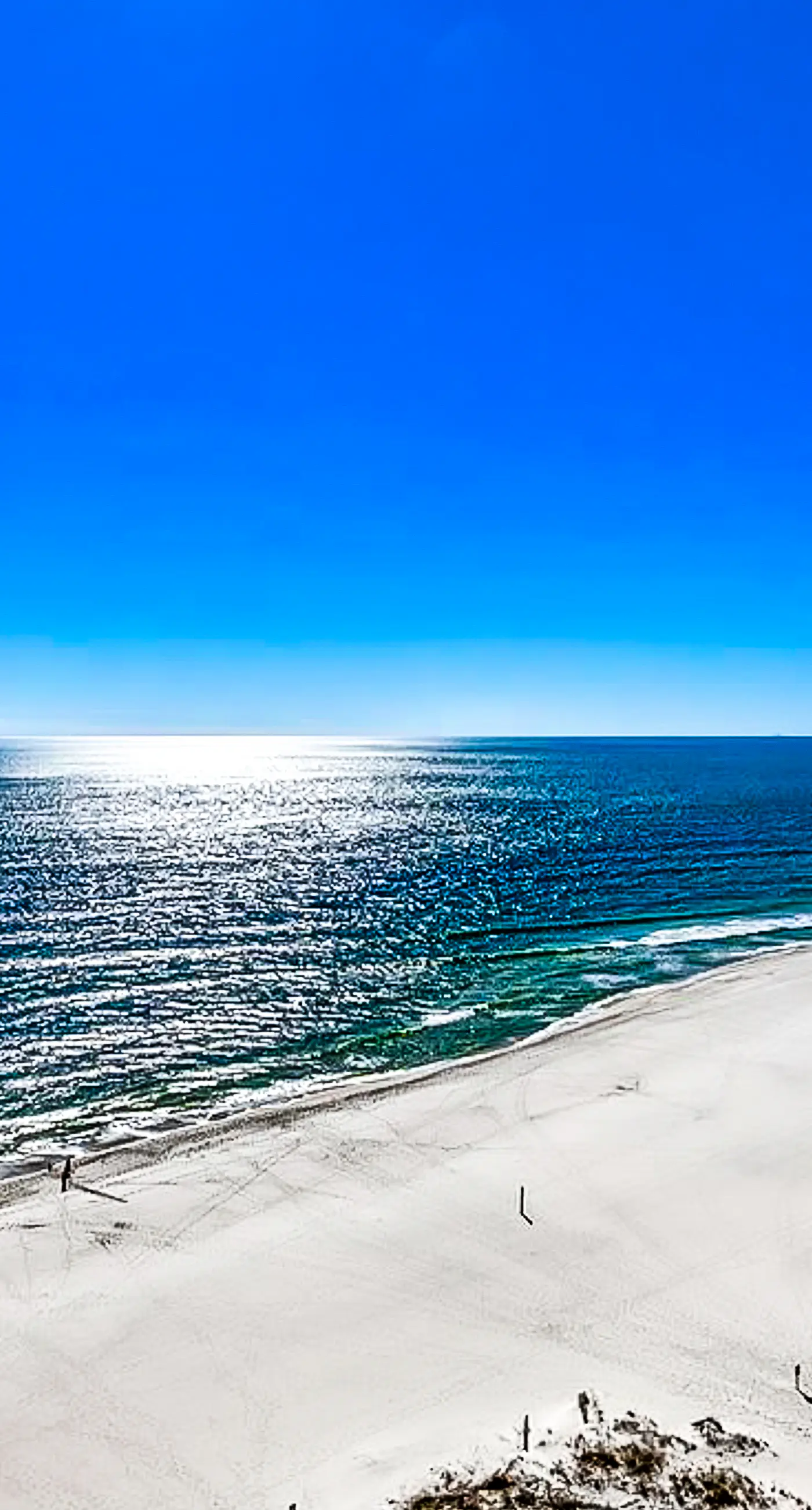 Gulf-front condo with pool, sauna, washer,dryer, cable, & central AC