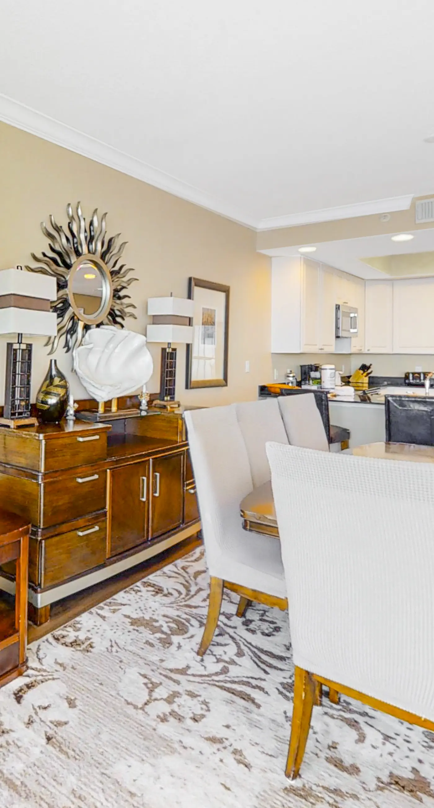 Gulf-front penthouse with pool, sauna, washer,dryer, & central AC