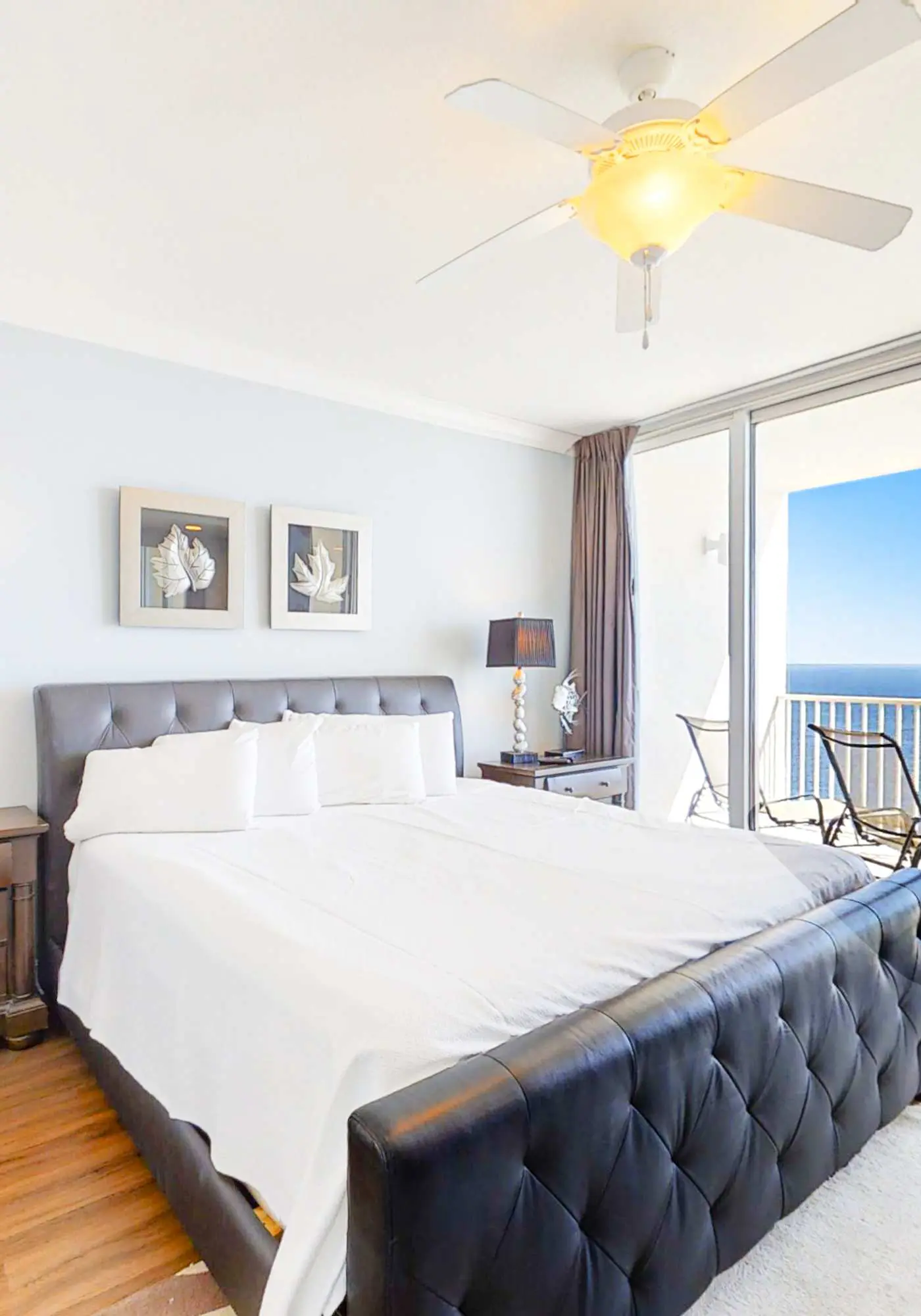 Gulf-front penthouse with pool, sauna, washer,dryer, & central AC