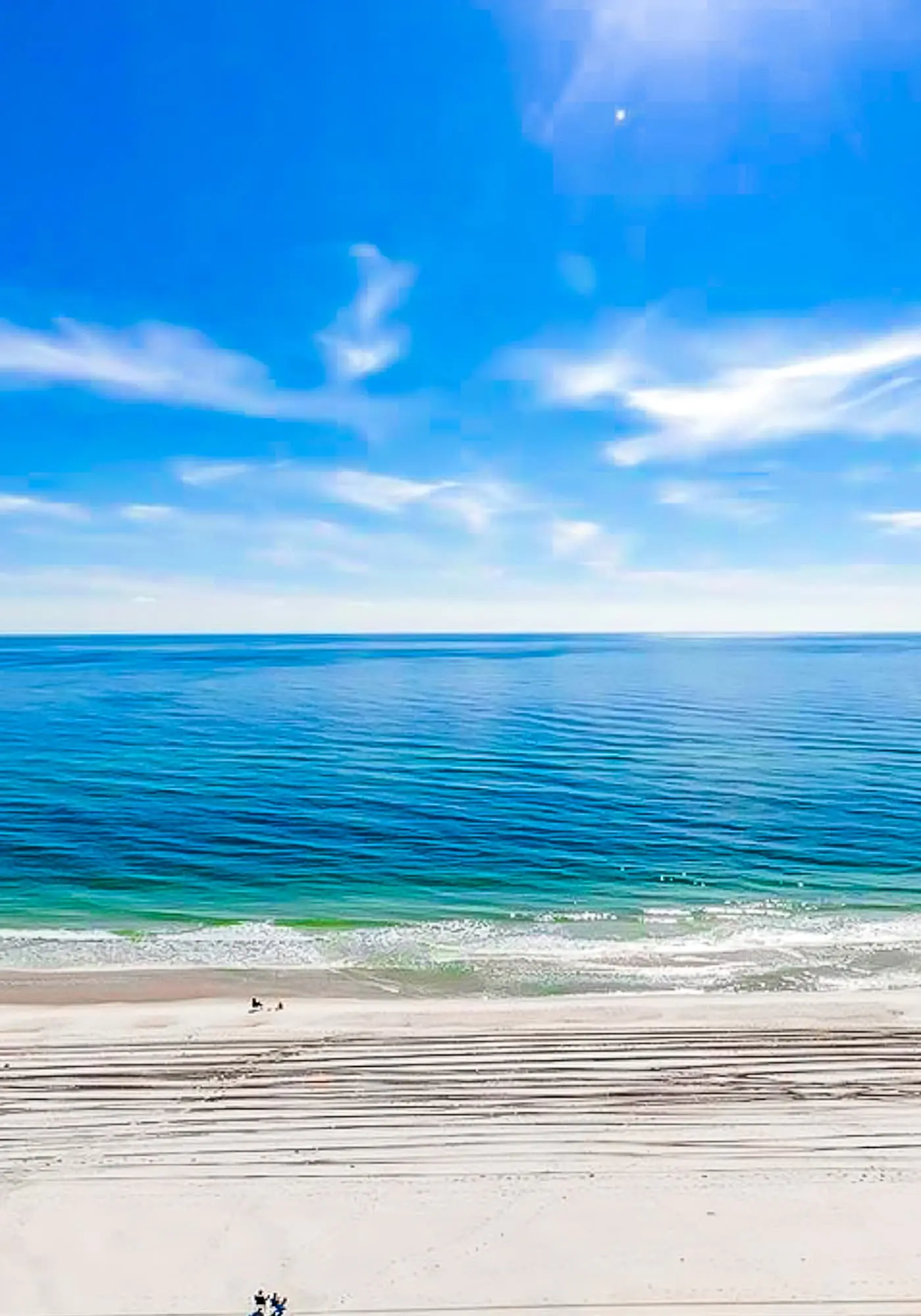 Gulf-front penthouse with pool, sauna, washer,dryer, & central AC