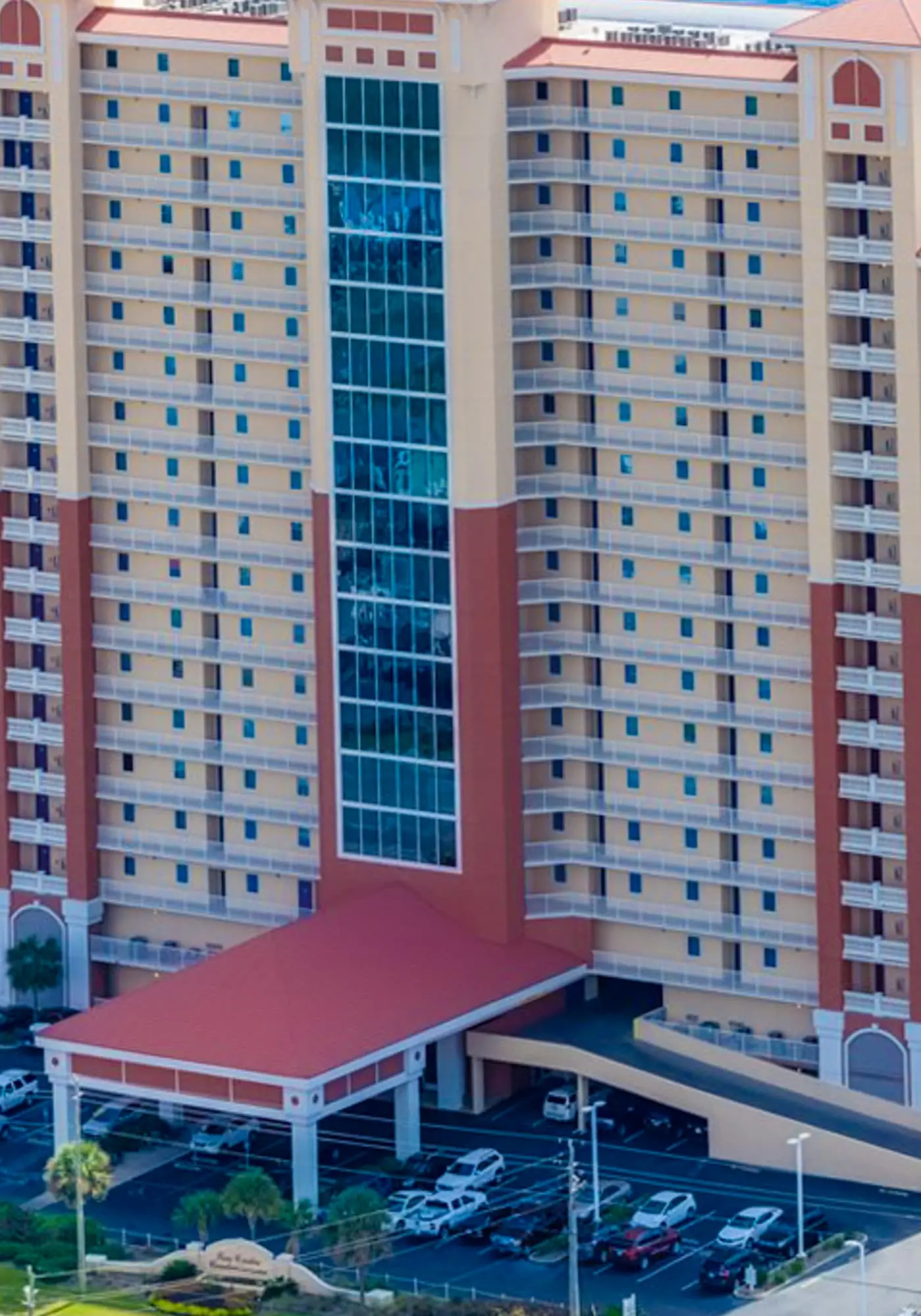 Gulf-front penthouse with pool, sauna, washer,dryer, & central AC