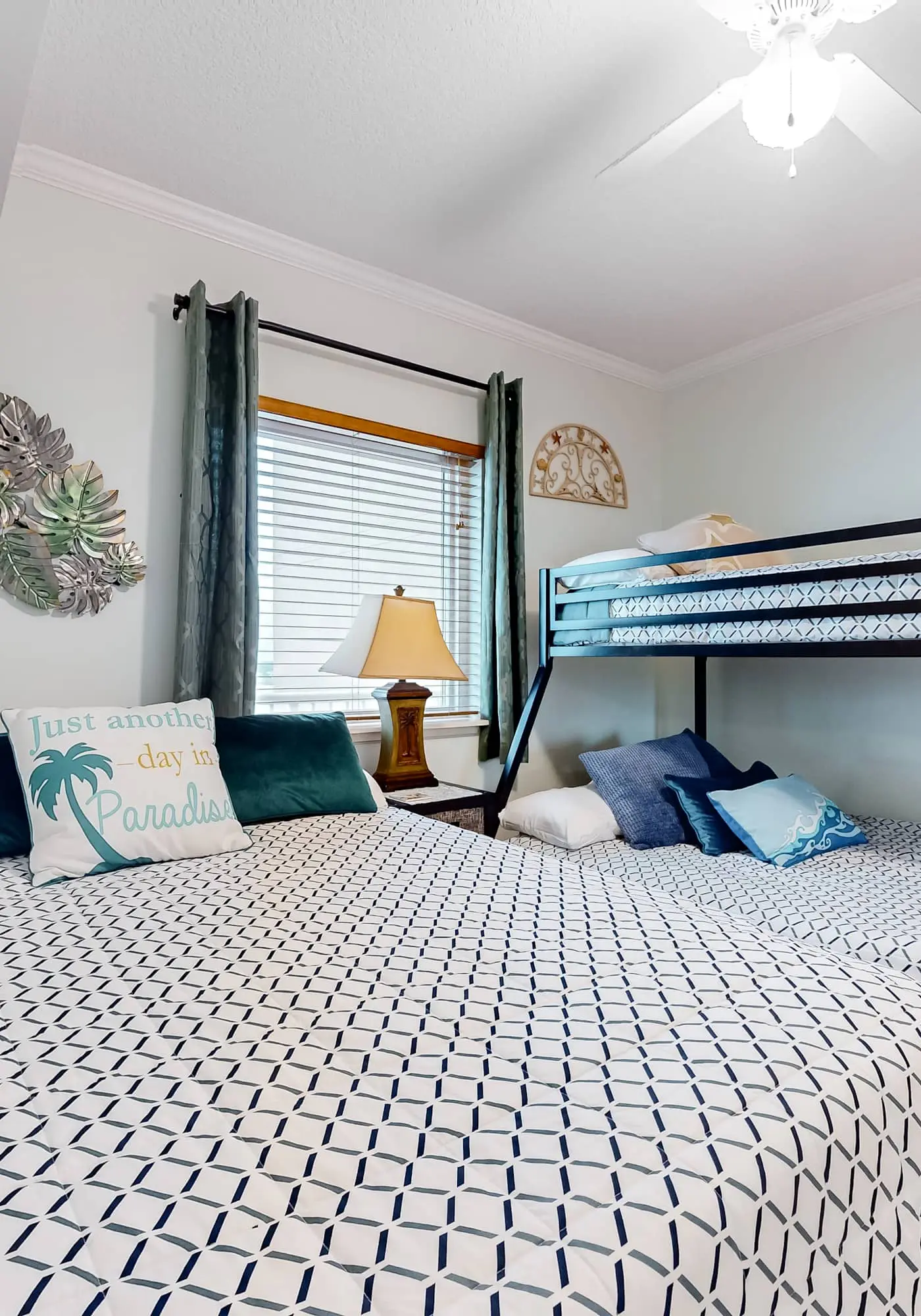 Wonderful Gulf Shores Home with Fantastic Water Views, Free WiFi, Shared Pool,Sauna