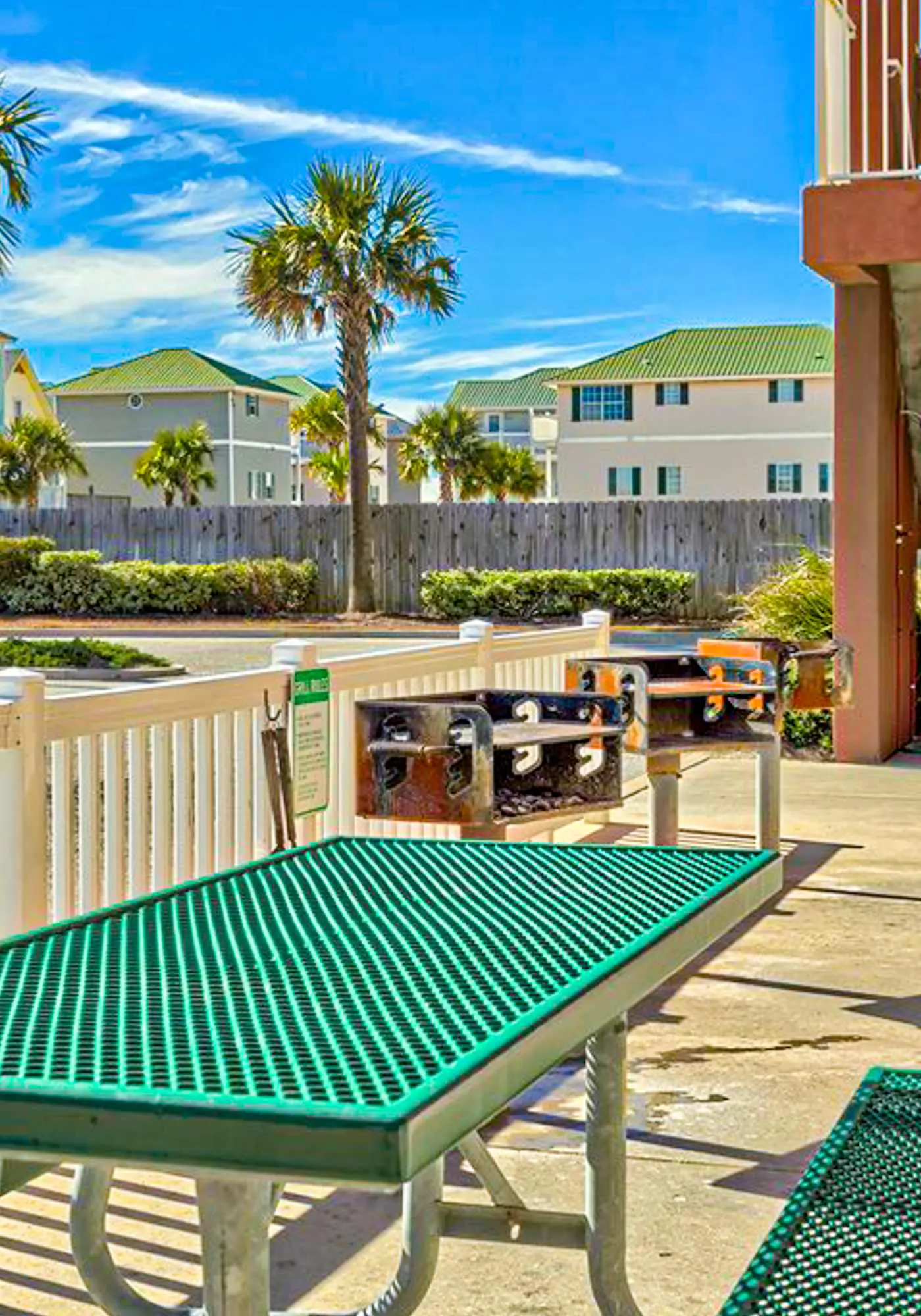 Wonderful Gulf Shores Home with Fantastic Water Views, Free WiFi, Shared Pool,Sauna