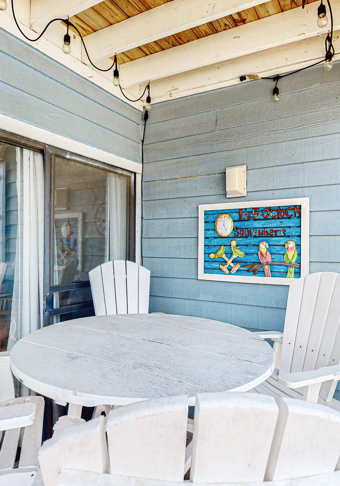 Bright & Beautiful Condo with Shared Pool, Boat & Fishing Pier, Balcony, AC