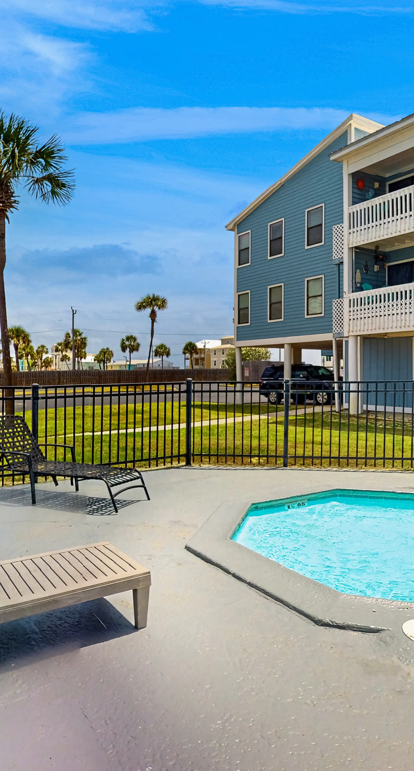 Lagoon-front Condo with Shared Pool, Pier, and Beach Access